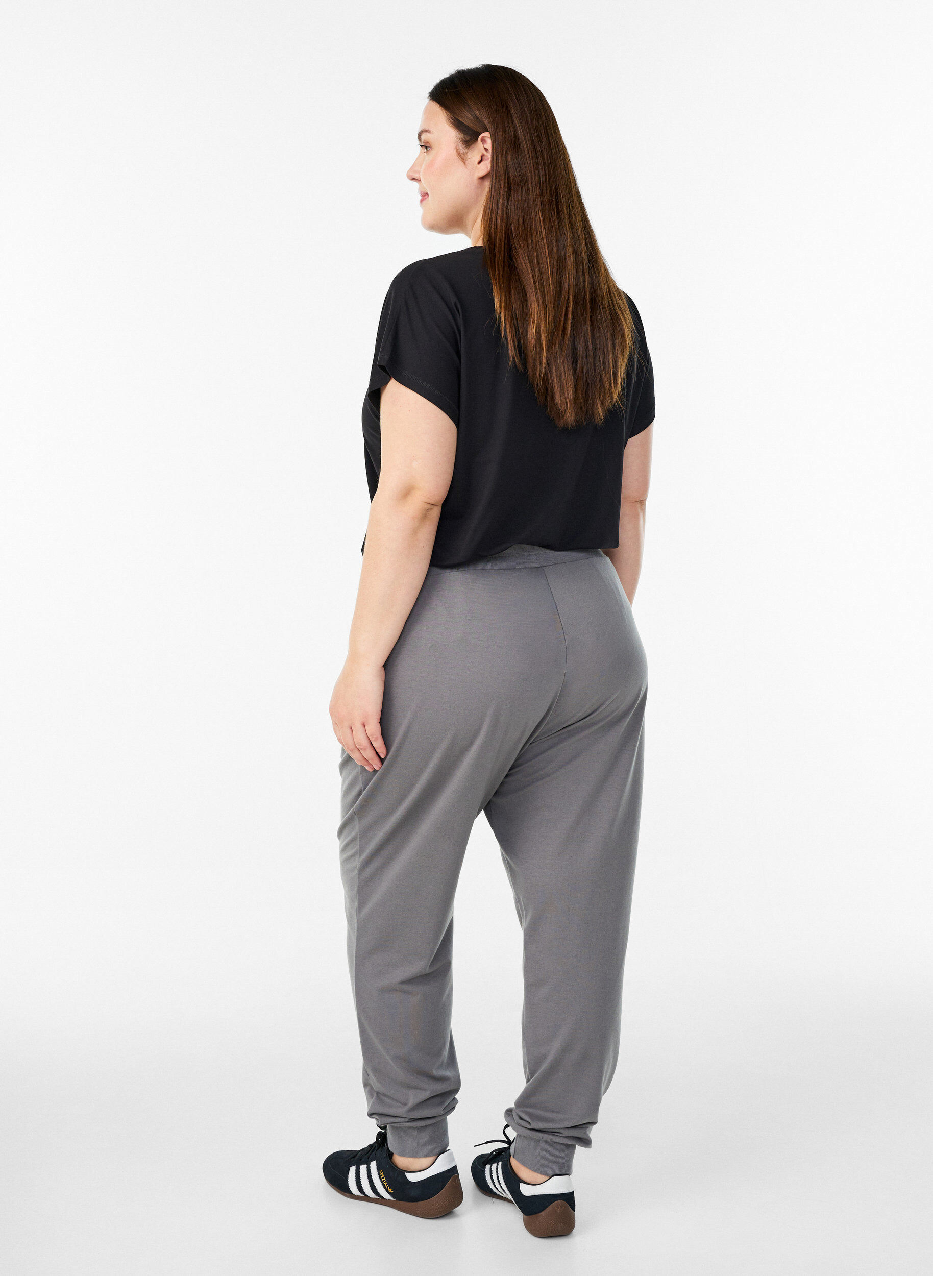 Zizzifashion Loose workout trousers with pockets, Grey, Model image number 2