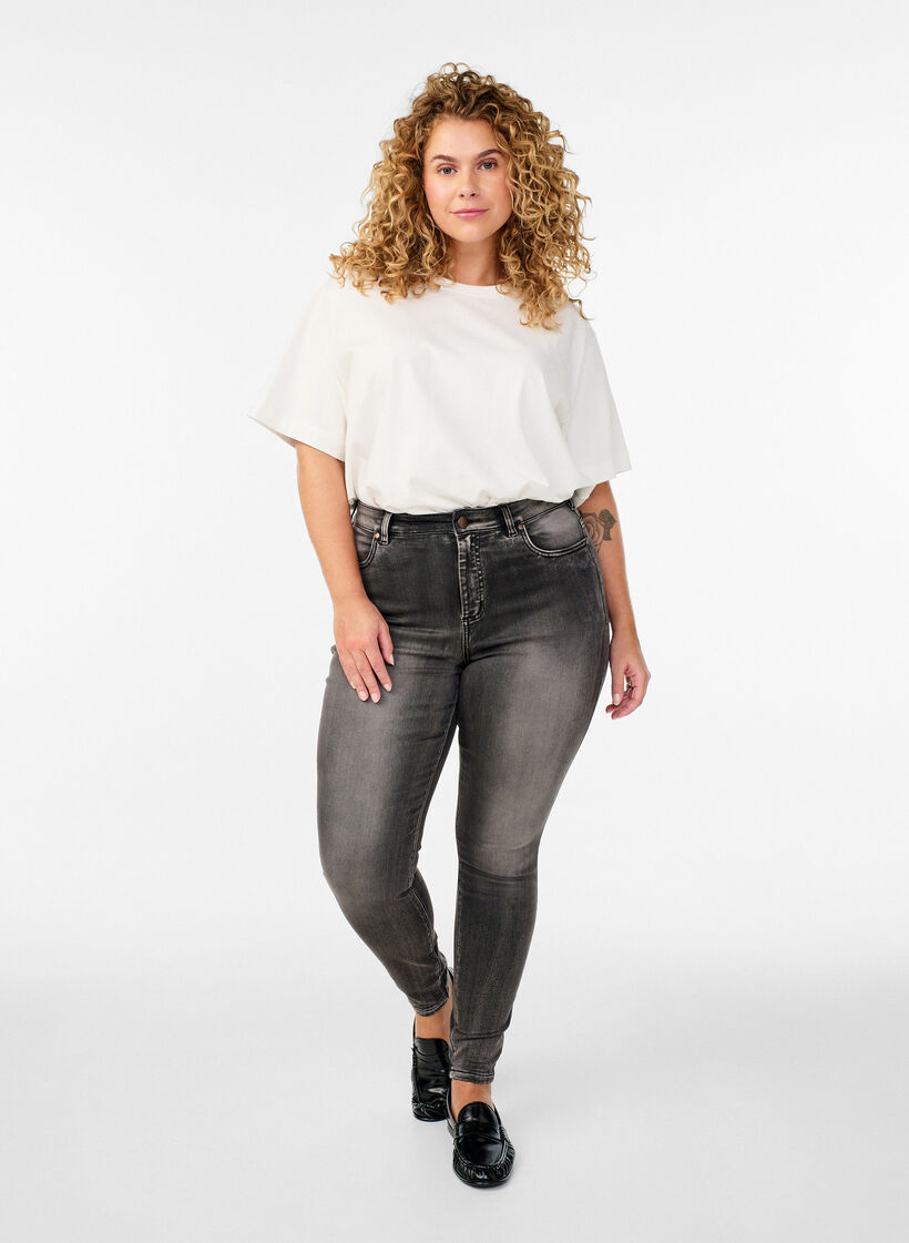 Super slim Amy jeans with high waist, Dark Grey, Model image number 0