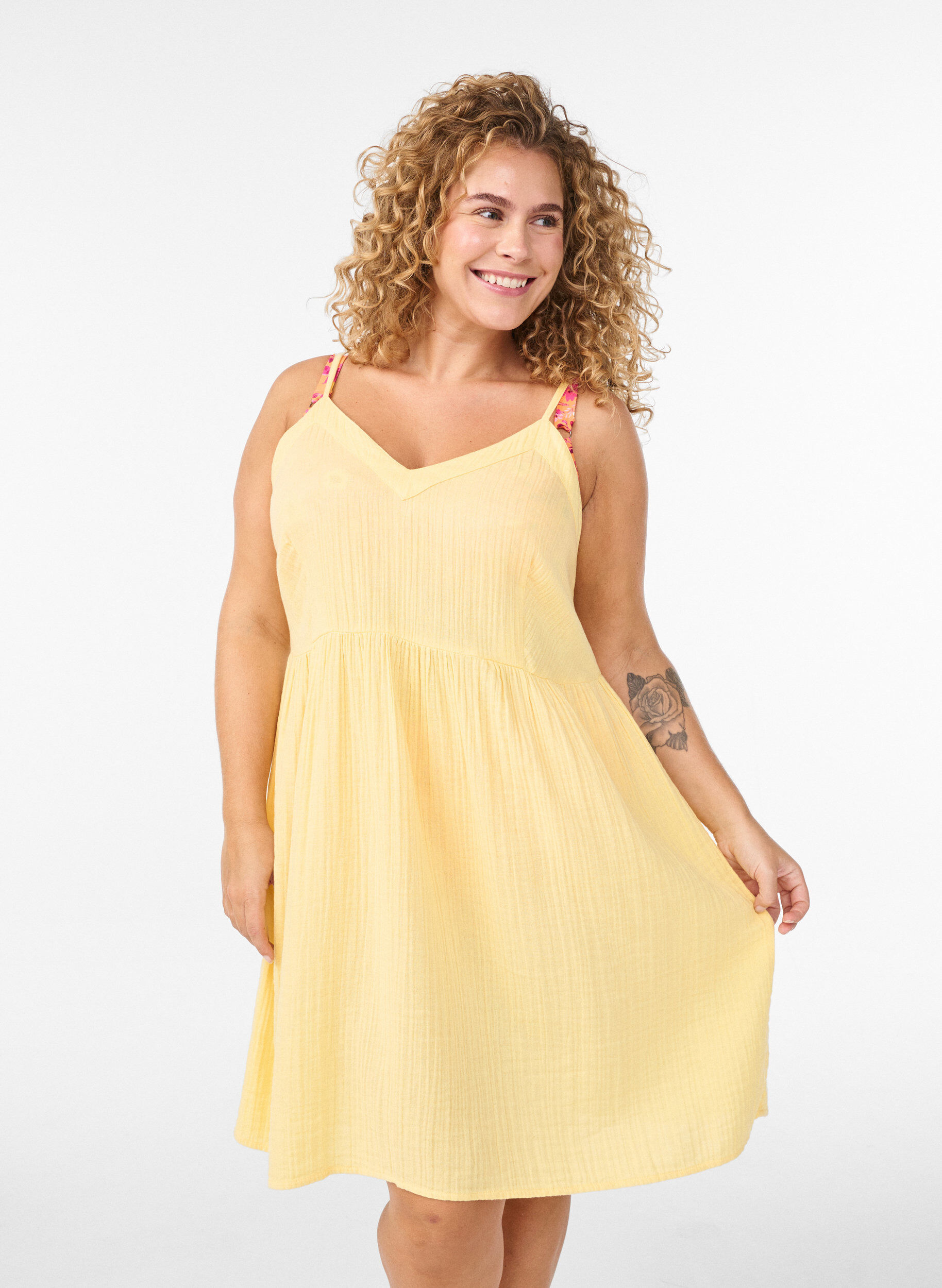 Zizzifashion Cotton beach dress with narrow straps, Yellow, Model image number 0