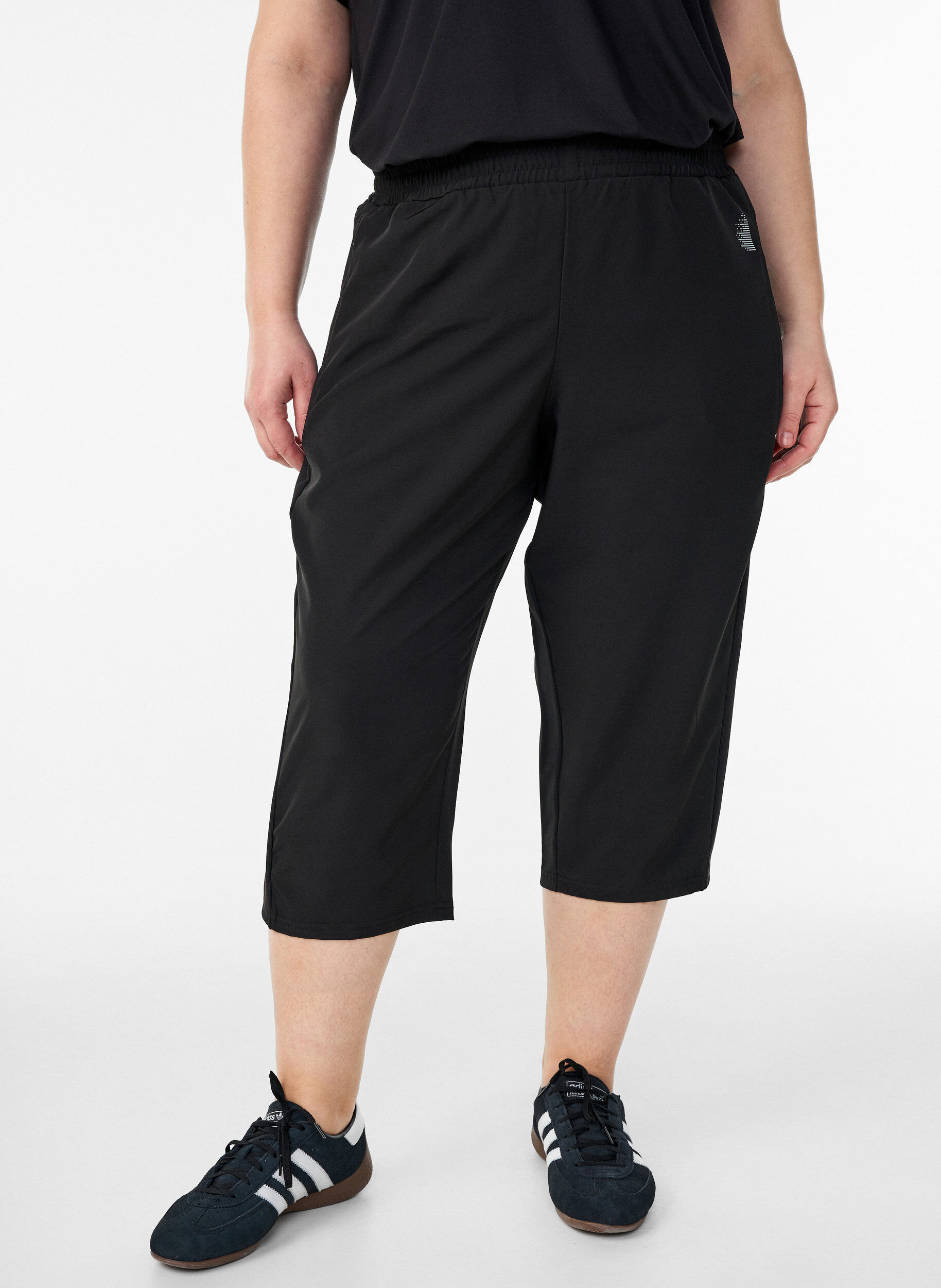 Zizzifashion High-waisted capri training trousers, Black, Model image number 0