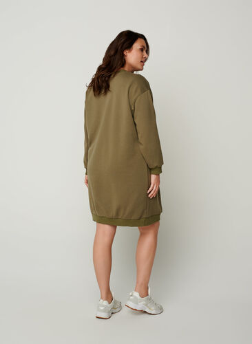 Long-sleeved sweater dress with pockets, Deep Lichen Green, Model image number 1
