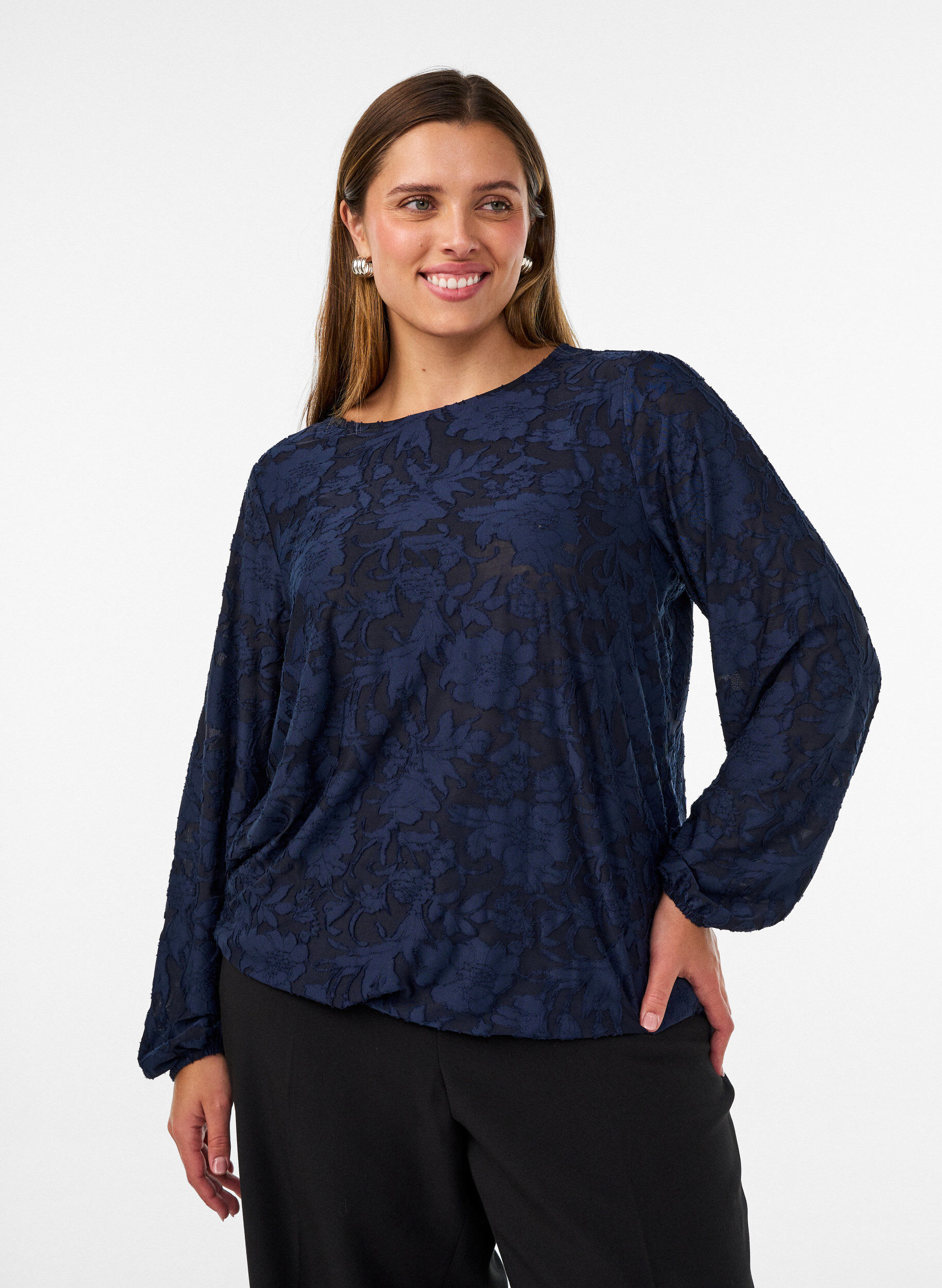 Sheer blouse with floral texture and long sleeves, Blue, Model