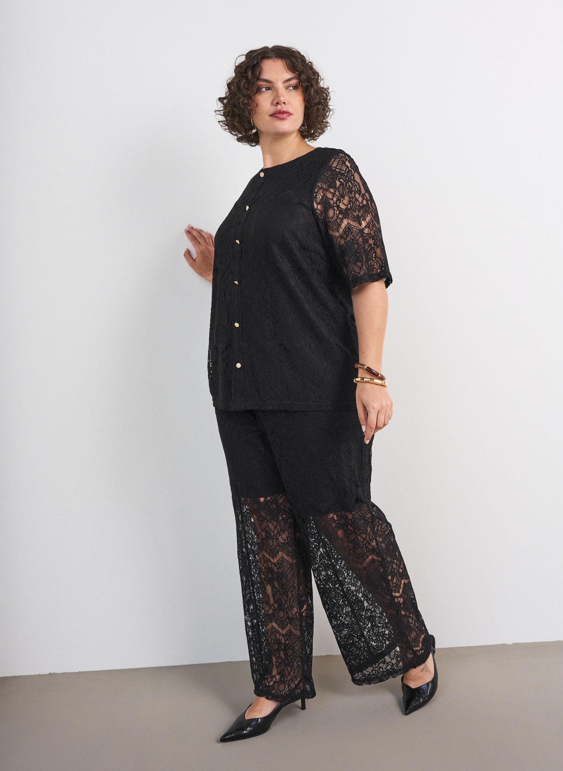 ZizzifashionLace trousers with straight legs and inner shorts, Black, Model image number 0