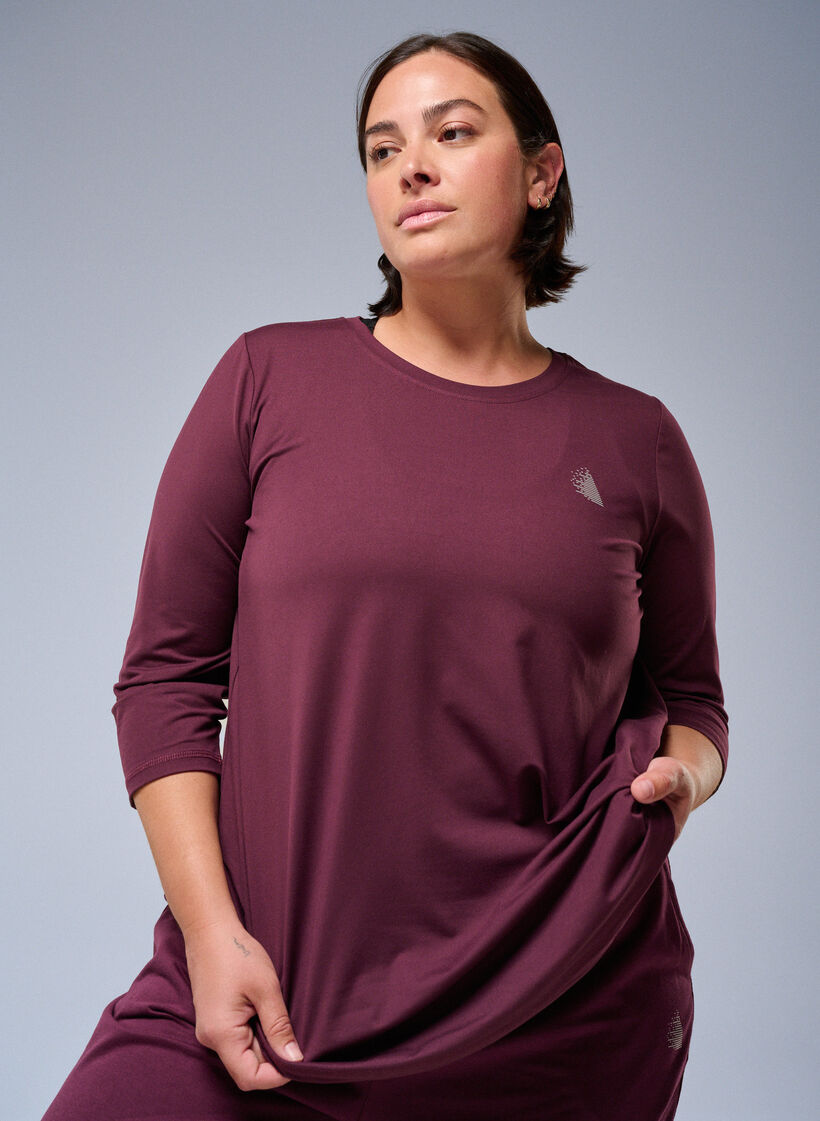 Workout top with 3/4 sleeves, Red, Image image number 0