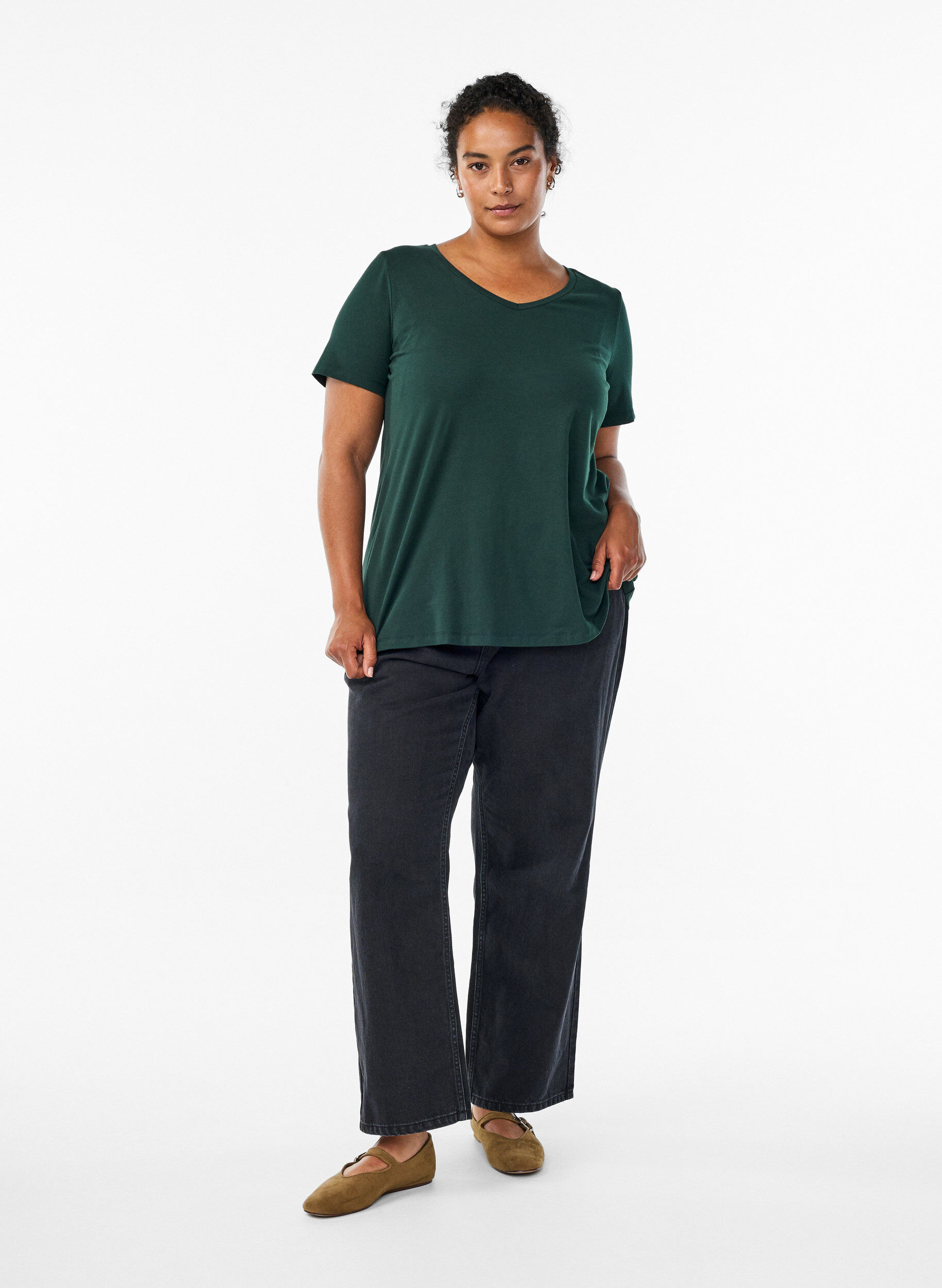 ZizzifashionBasic plain cotton t-shirt, Green, Model image number 1