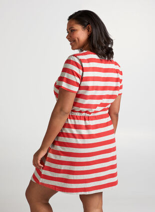 Short dress, LGM W. Red Stripe, Model image number 1