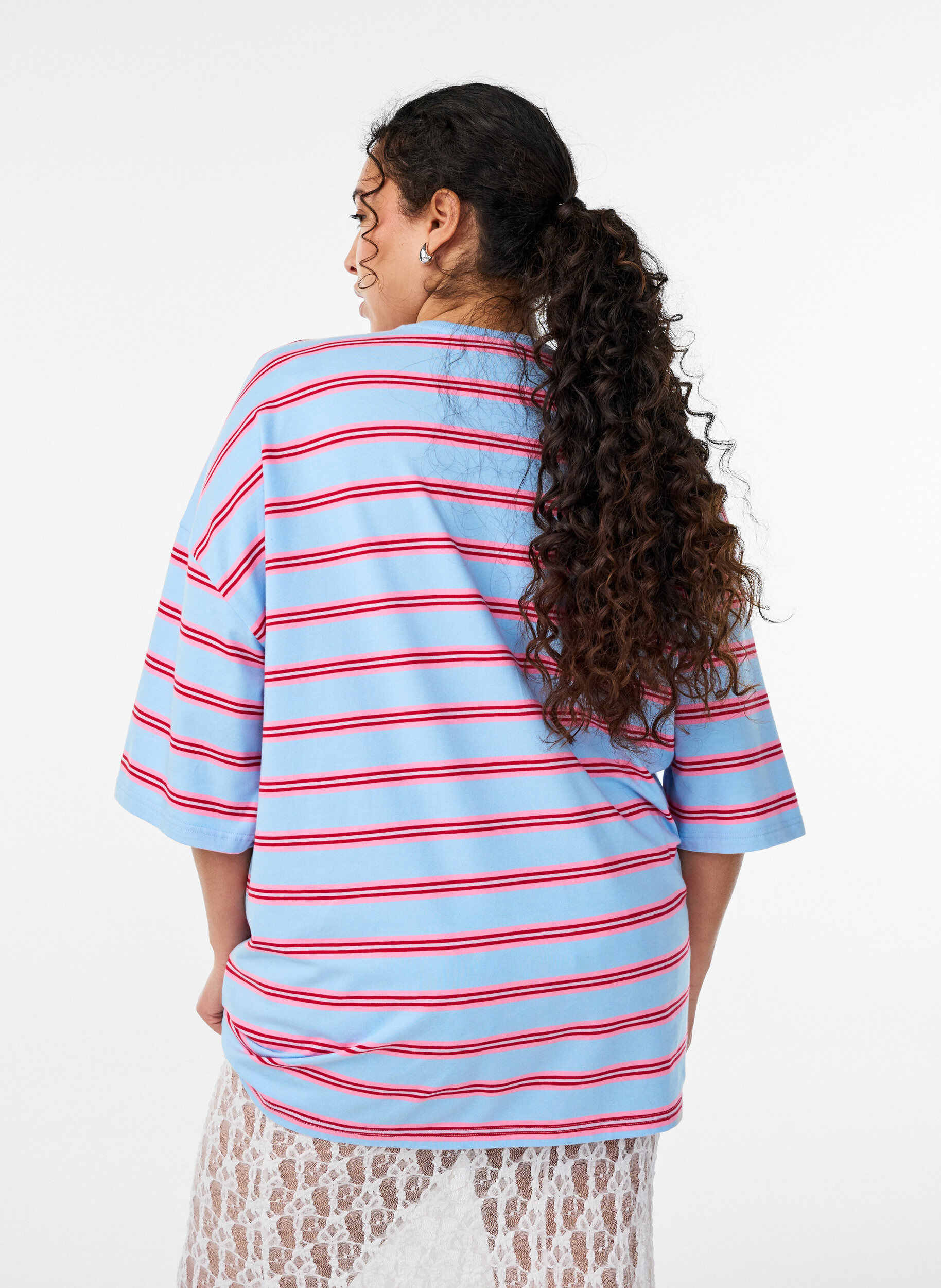 Zizzifashion Oversized T-shirt with stripes and 1/2 sleeves, Light Blue, Model image number 2