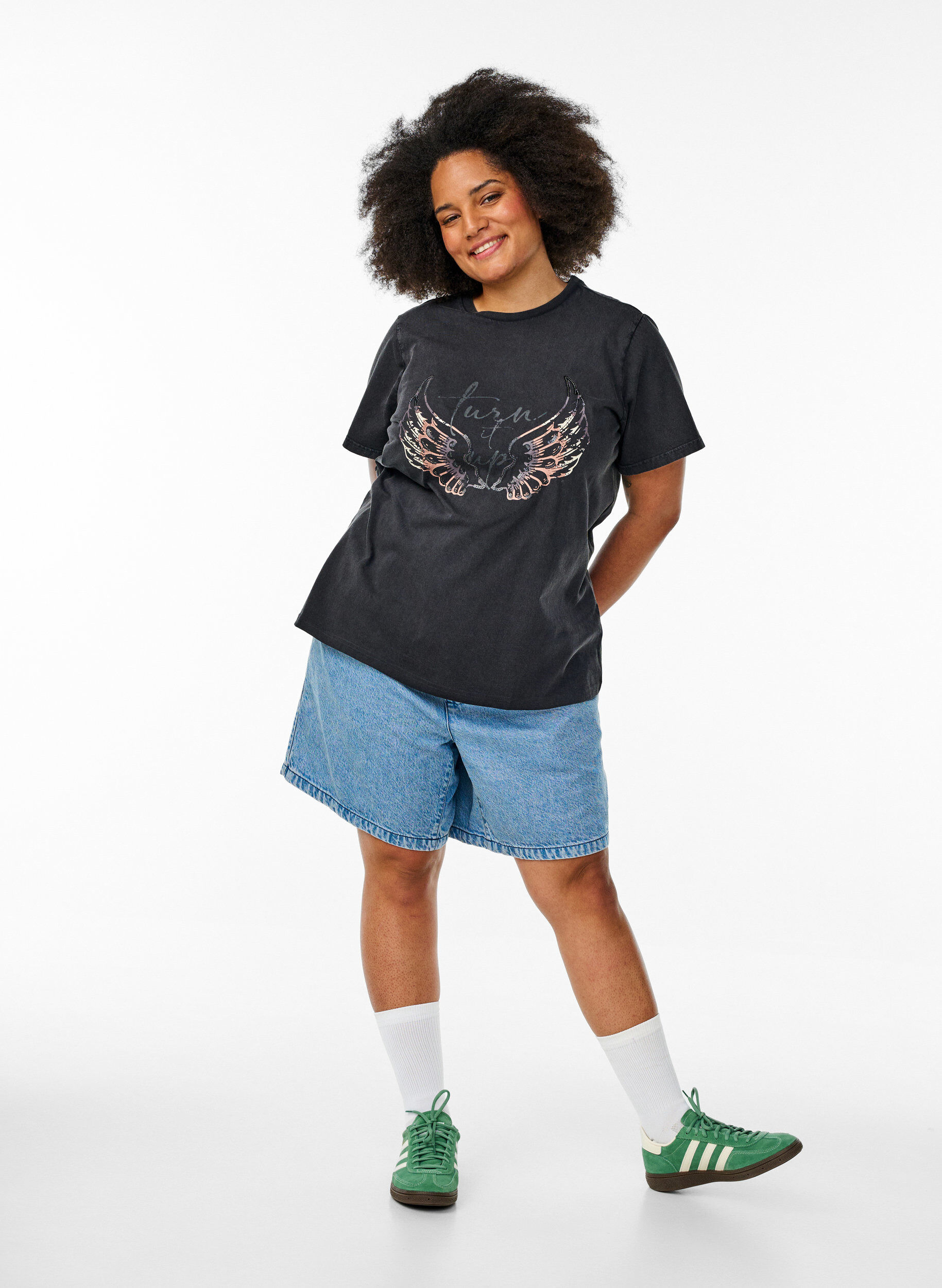 Zizzifashion T-shirt in organic cotton with statement print, Grey, Model image number 1