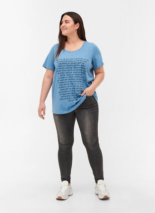 T-shirt with print made of organic cotton, Blue Heaven Melange, Model image number 2