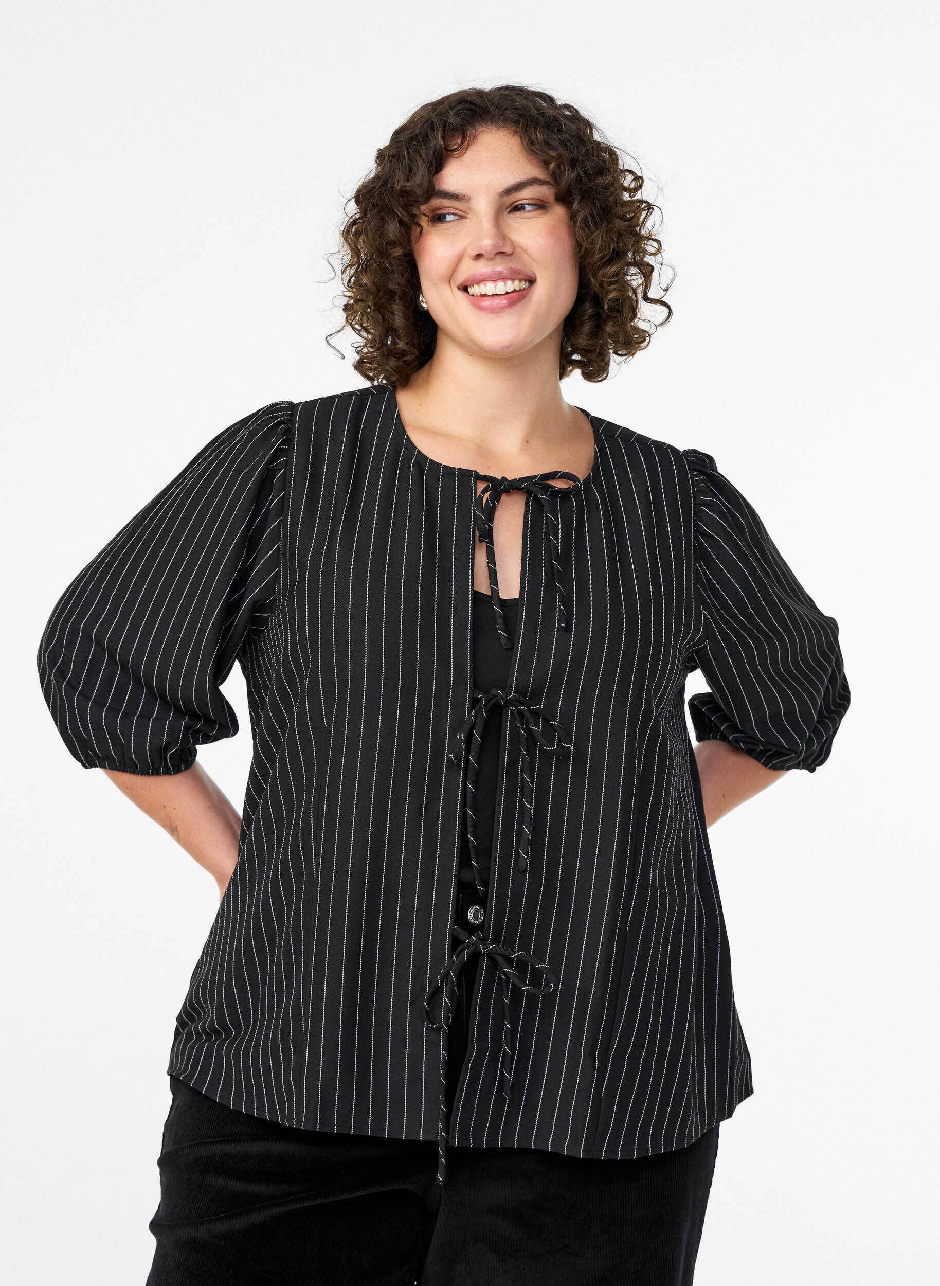 Blouse with pinstripes and tie strings, Black, Model