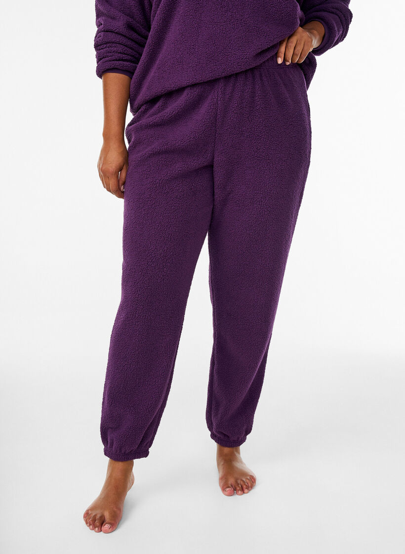 High-waisted teddy fleece trousers, Purple, Model image number 2