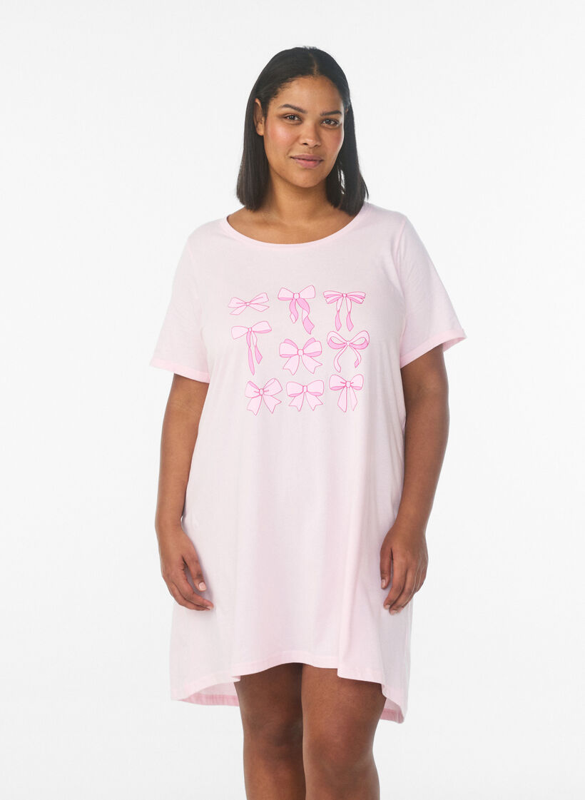 Short-sleeved nightgown in organic cotton, Rose, Model image number 0