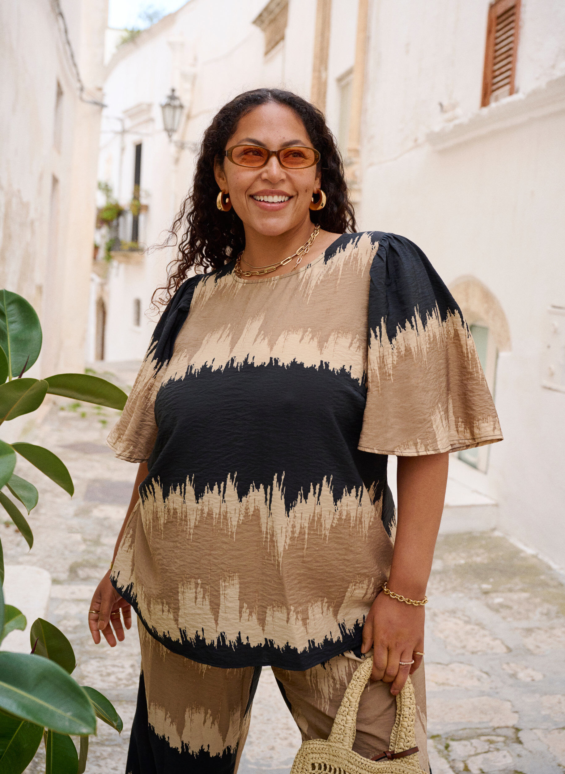 Zizzifashion Blouse with wide sleeves and graphic print, Black, Image image number 0