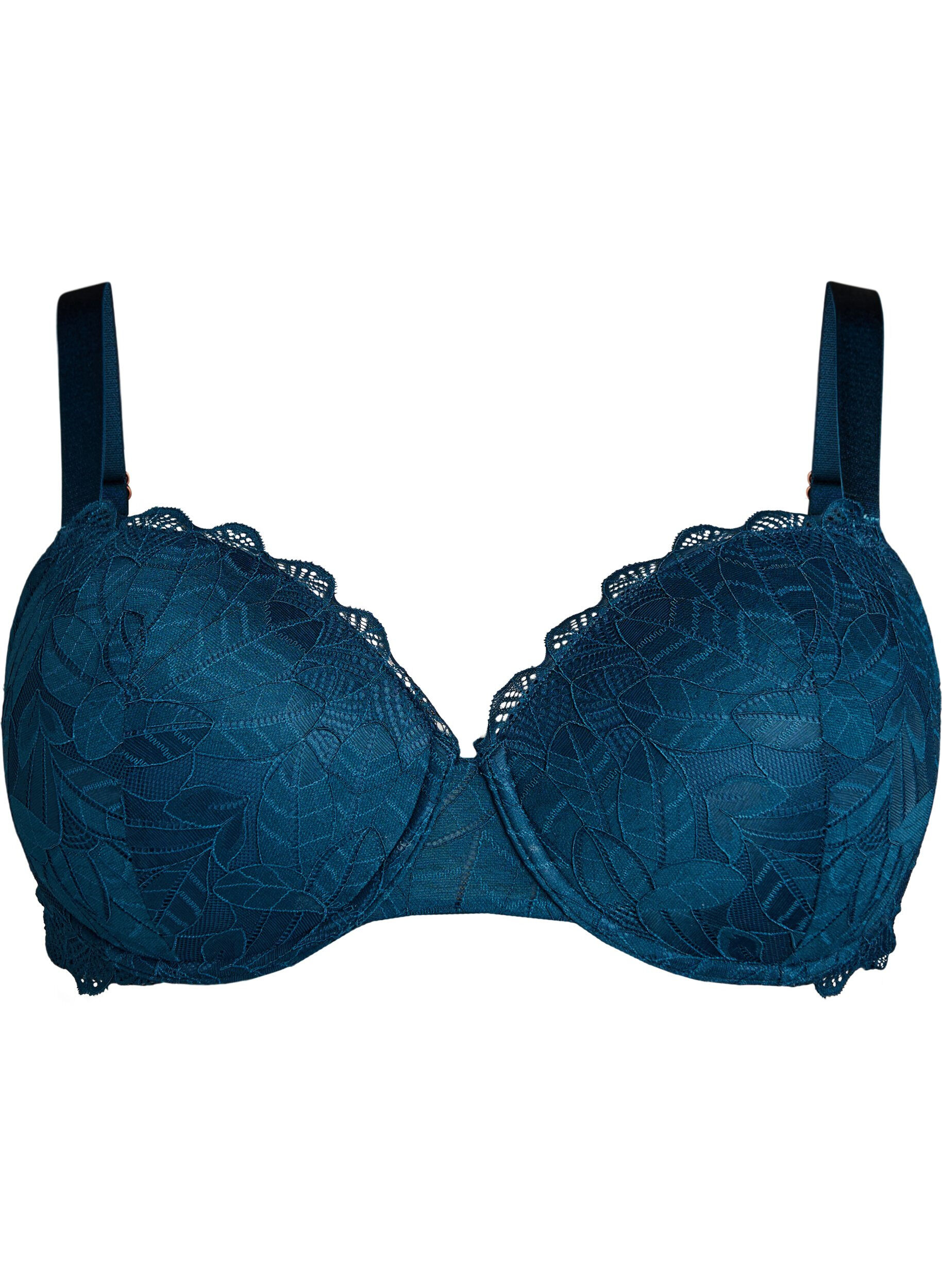 Lace bra with moulded cups