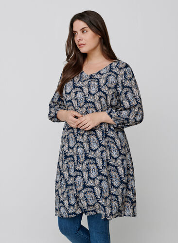 Viscose paisley dress with an A-line shape, Blue Paisley AOP, Model image number 0