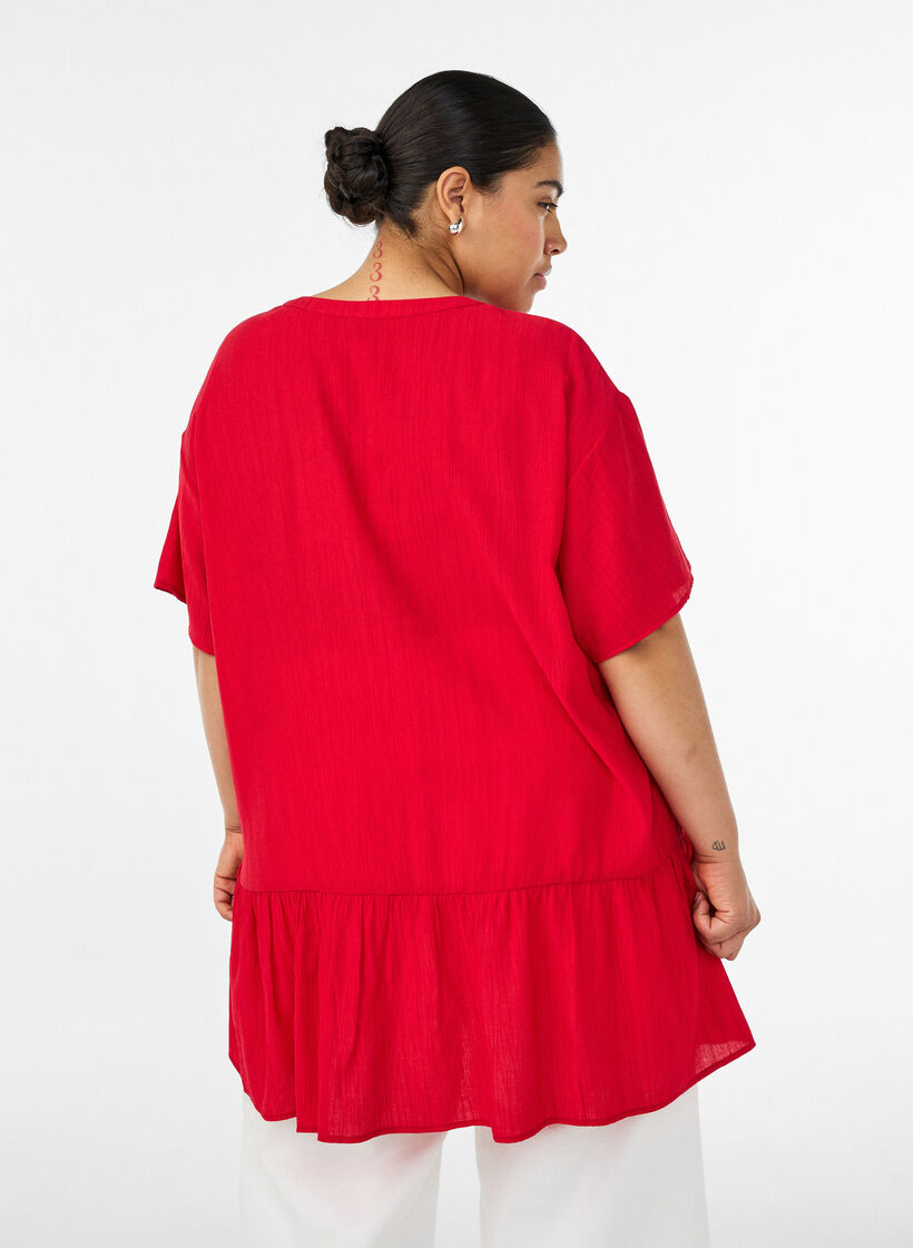 Loose tunic with crinkled texture and ruffle hem, Red, Model image number 2