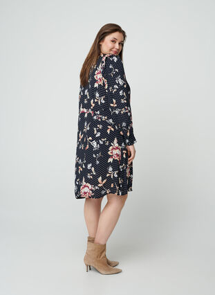 Long-sleeved viscose dress, AOP: FLOWER, Model image number 1