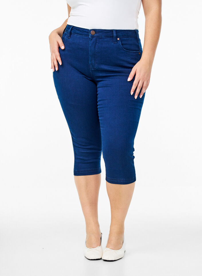 High-waisted Amy capri jeans with super slim fit, Blue, Packshot image number 2