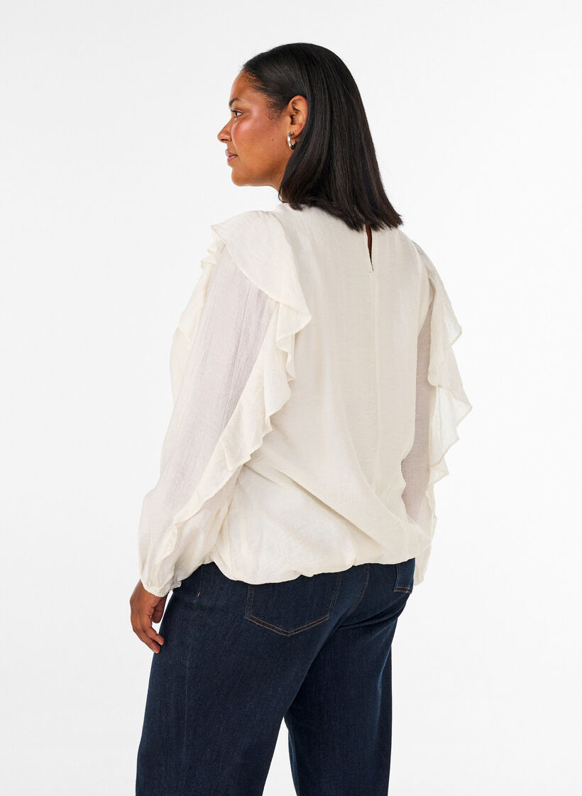 Blouse with ruffles and balloon shape, Vanilla, Model image number 2