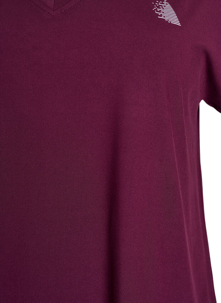 Loose training t-shirt with v-neck, Red, Packshot image number 2
