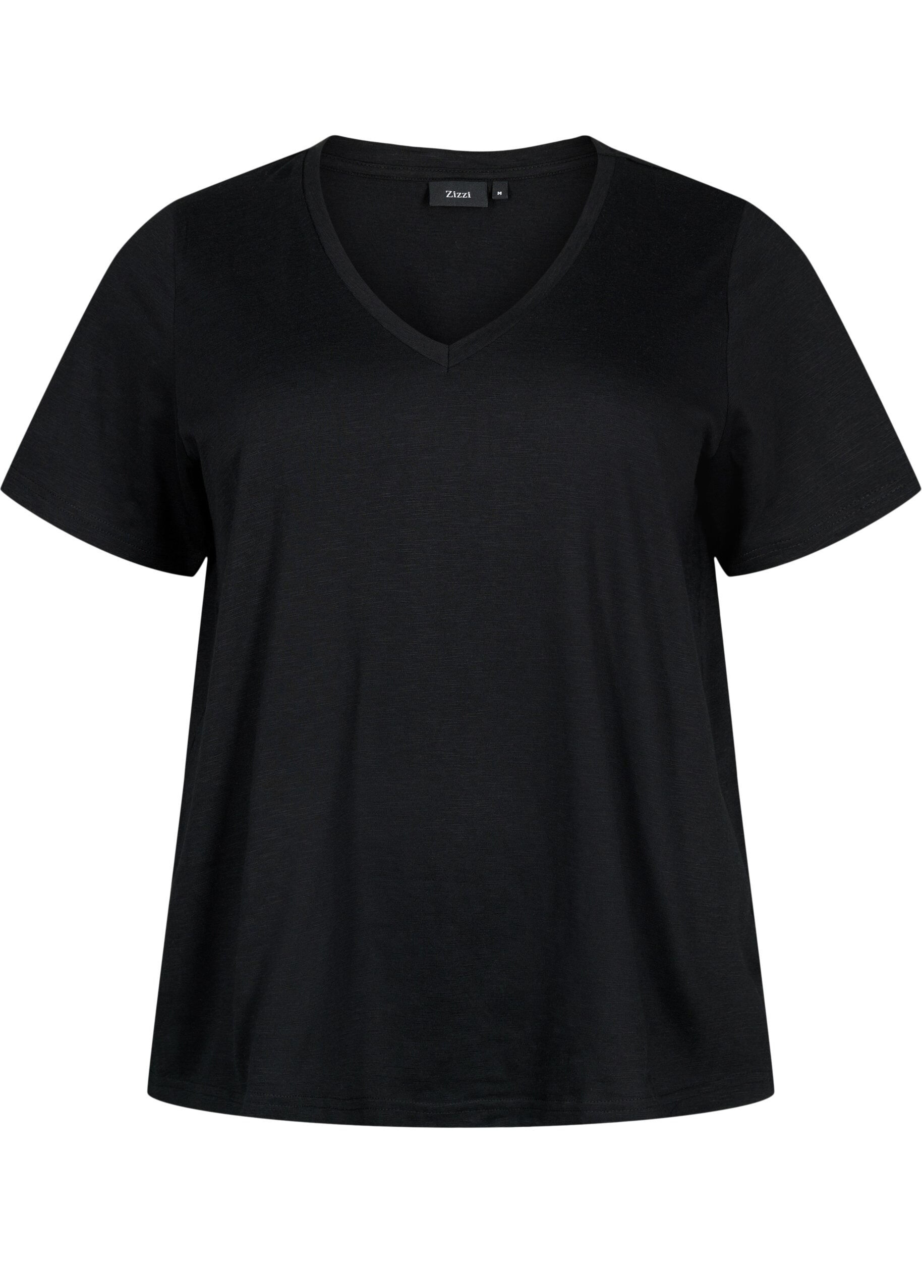 Short-sleeved basic t-shirt with v-neck