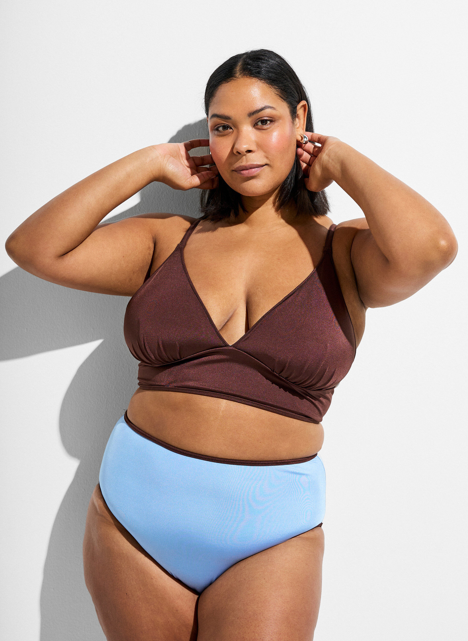 Reversible bikini bottoms with regular waist, Brown, Model
