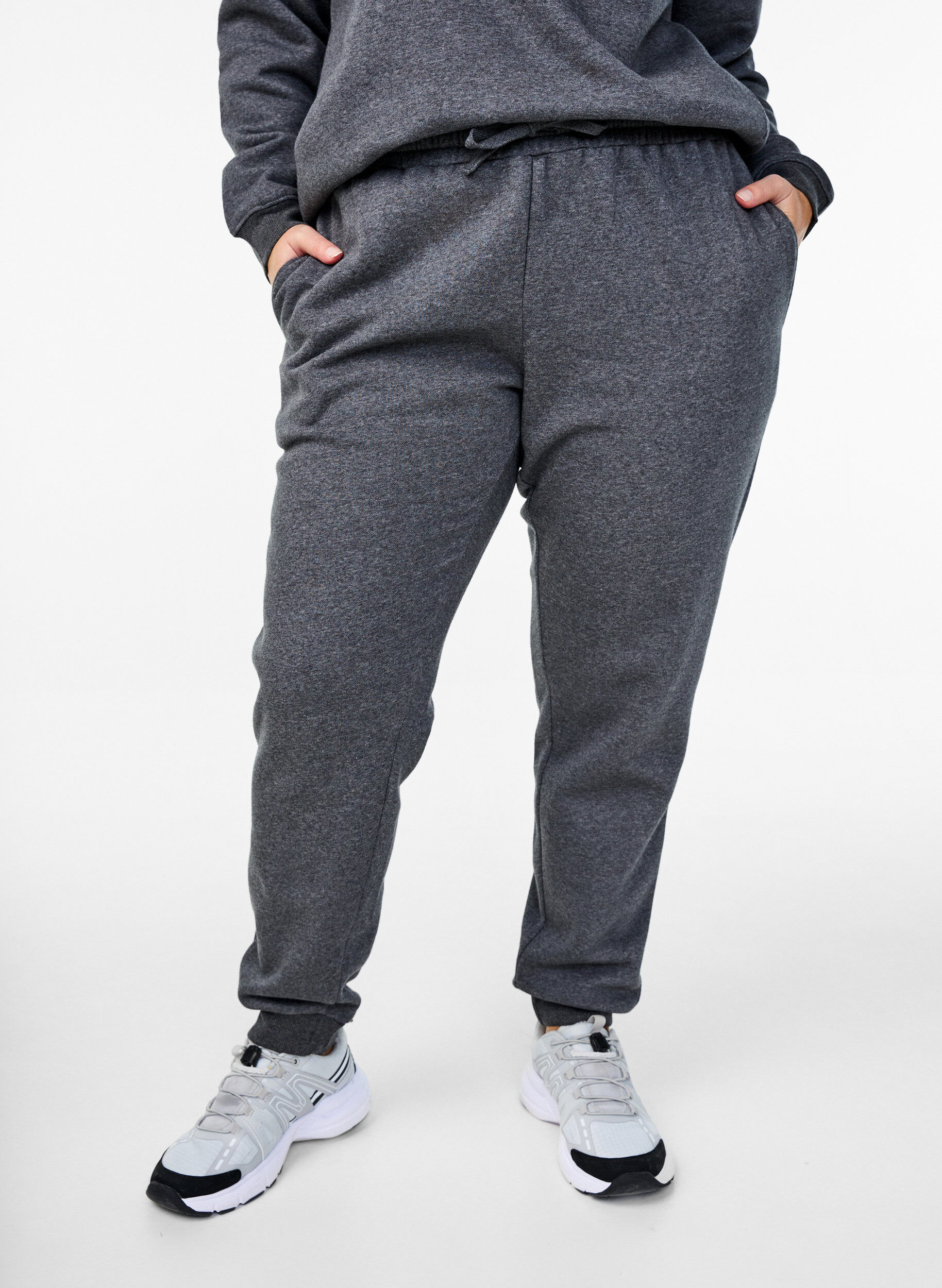 Zizzifashion High-waisted sweatpants, Dark Grey, Model image number 2