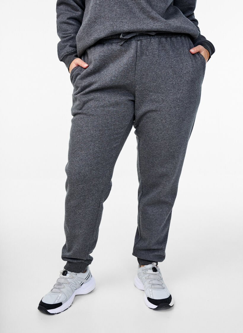 High-waisted sweatpants, Dark Grey, Model image number 2