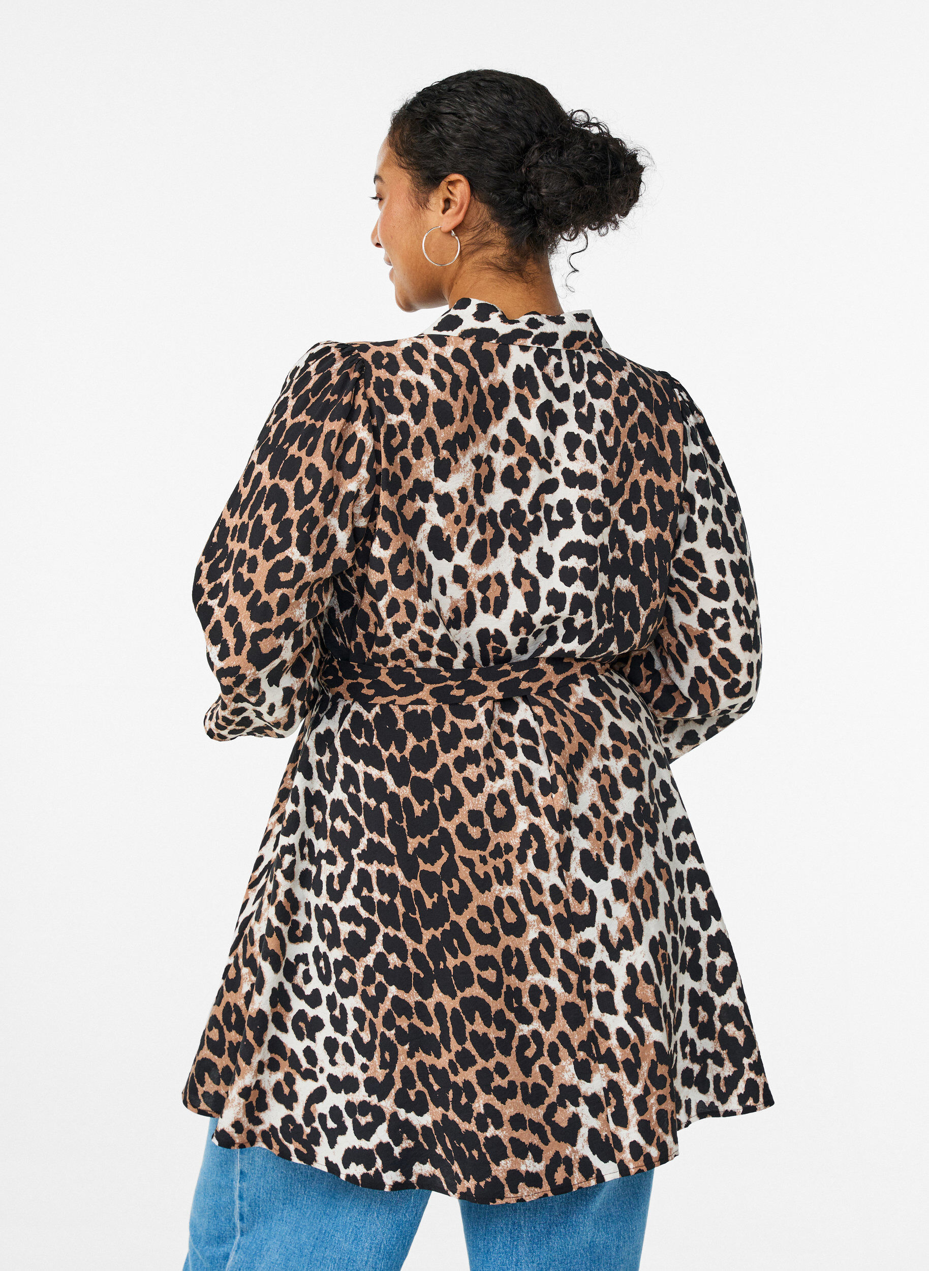 Zizzifashion Patterned tunic with a tie-belt and 3/4 sleeves, Brown, Model image number 2