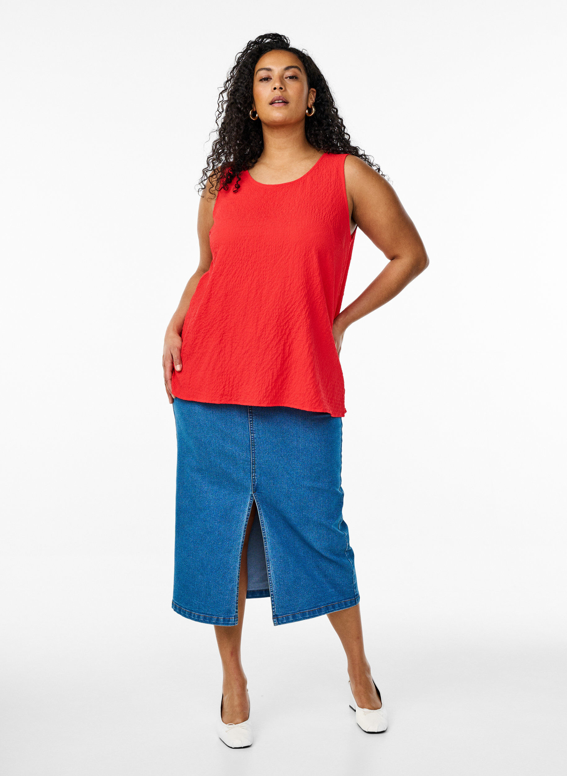 ZizzifashionSleeveless top with texture, Red, Model image number 1
