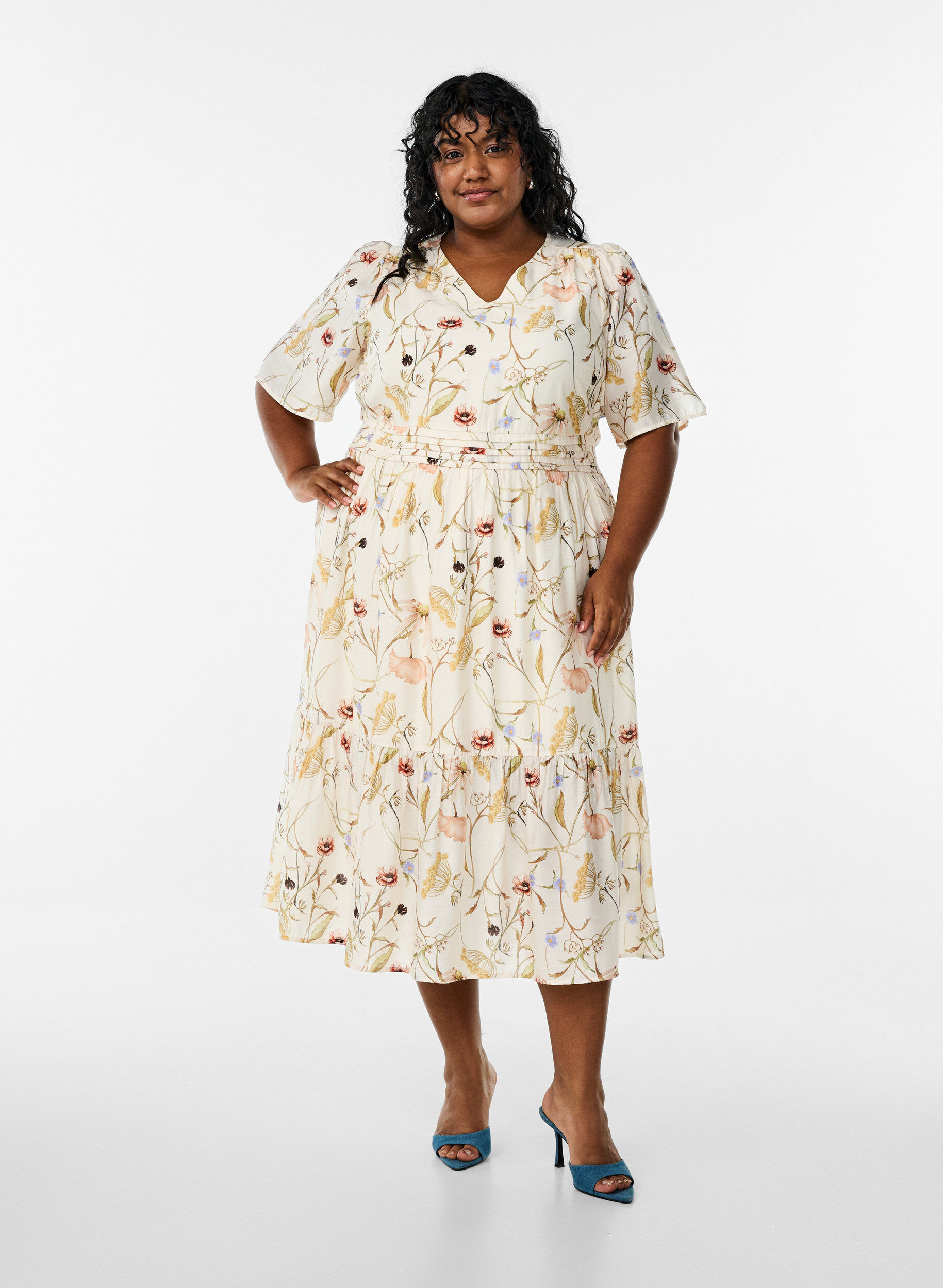 Floral midi dress with an A-line shape, Beige, Model