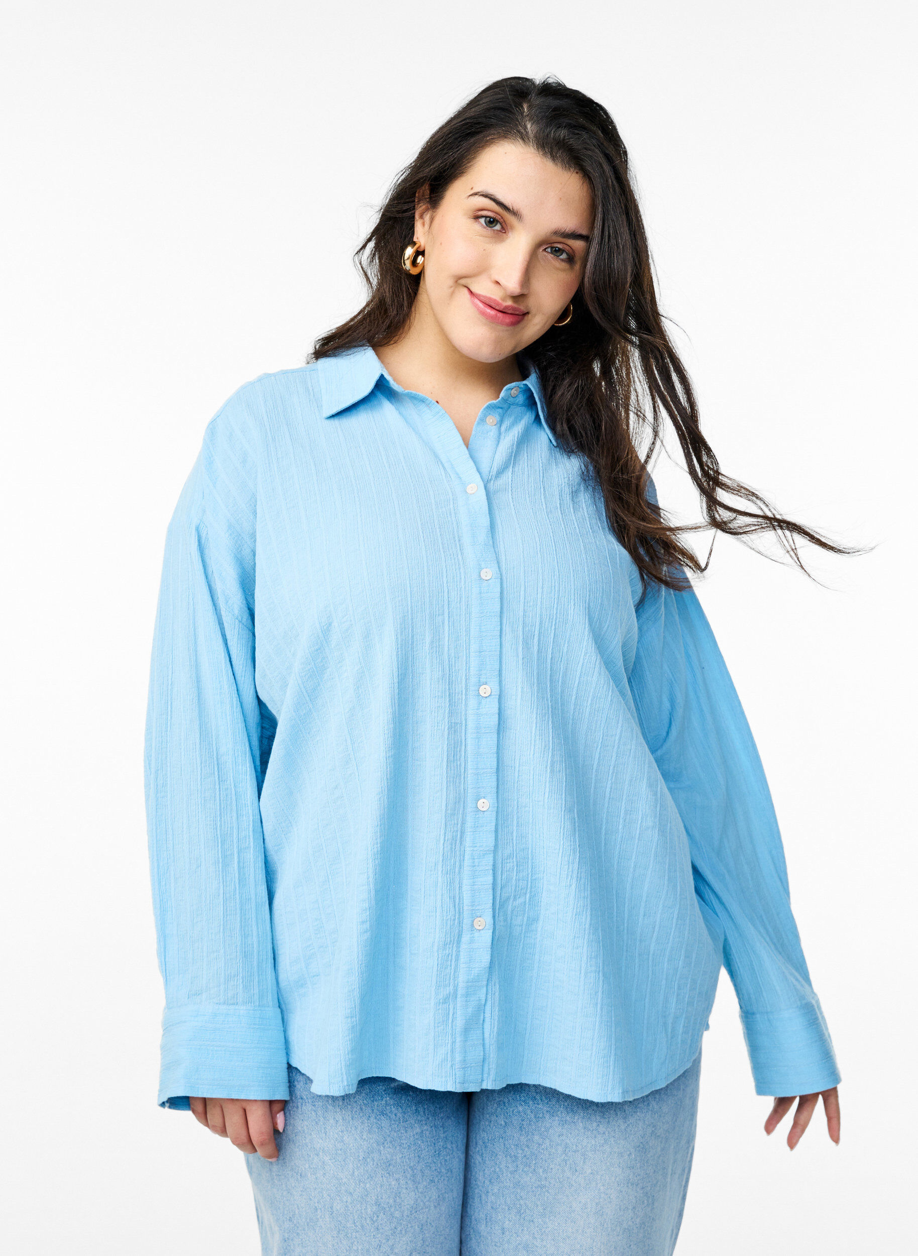 Loose shirt with striped texture and glitter thread, Light Blue, Model