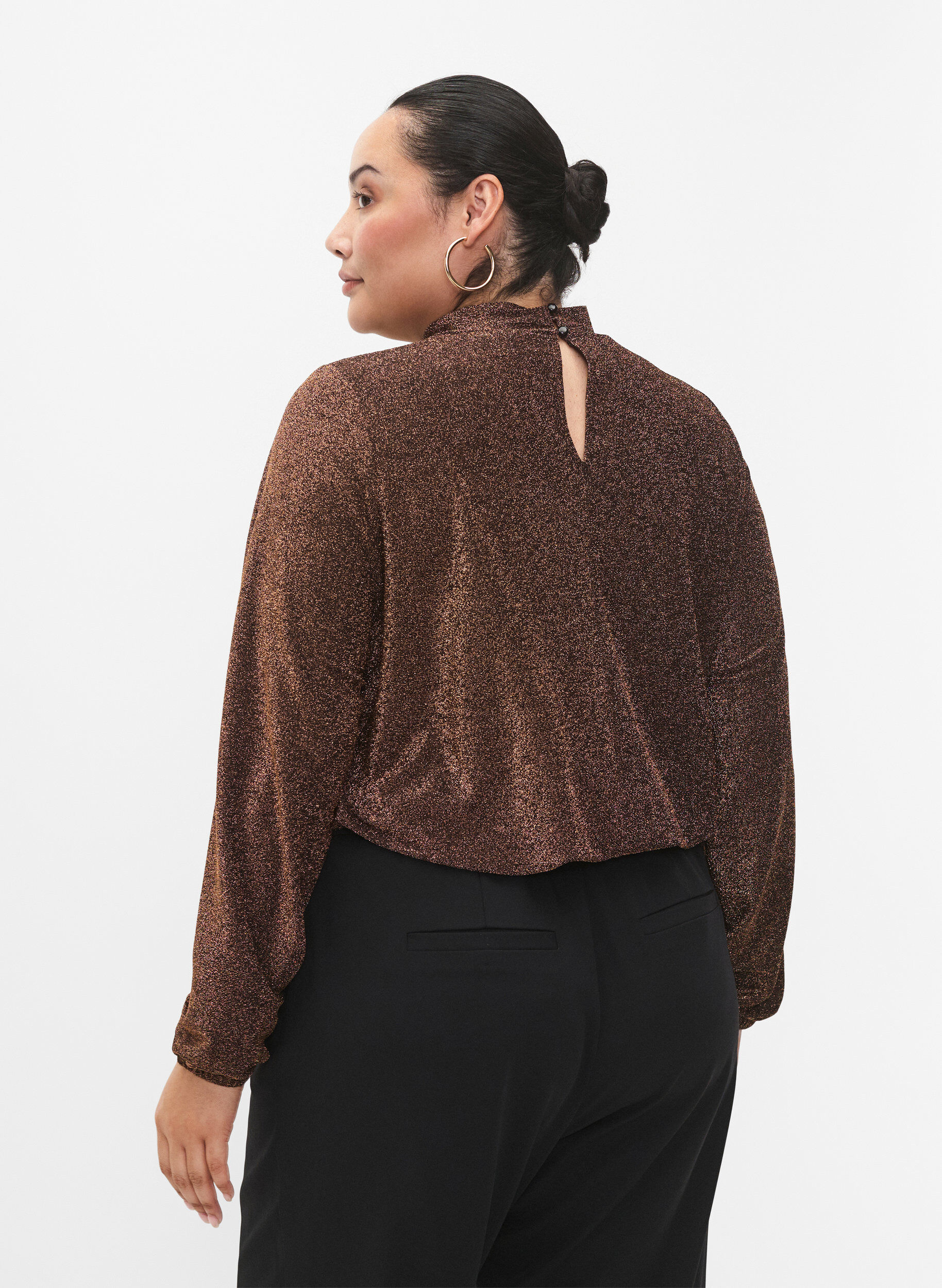 Zizzifashion Long-sleeved glitter blouse with round neck and V-detail, Black Copper, Model image number 1