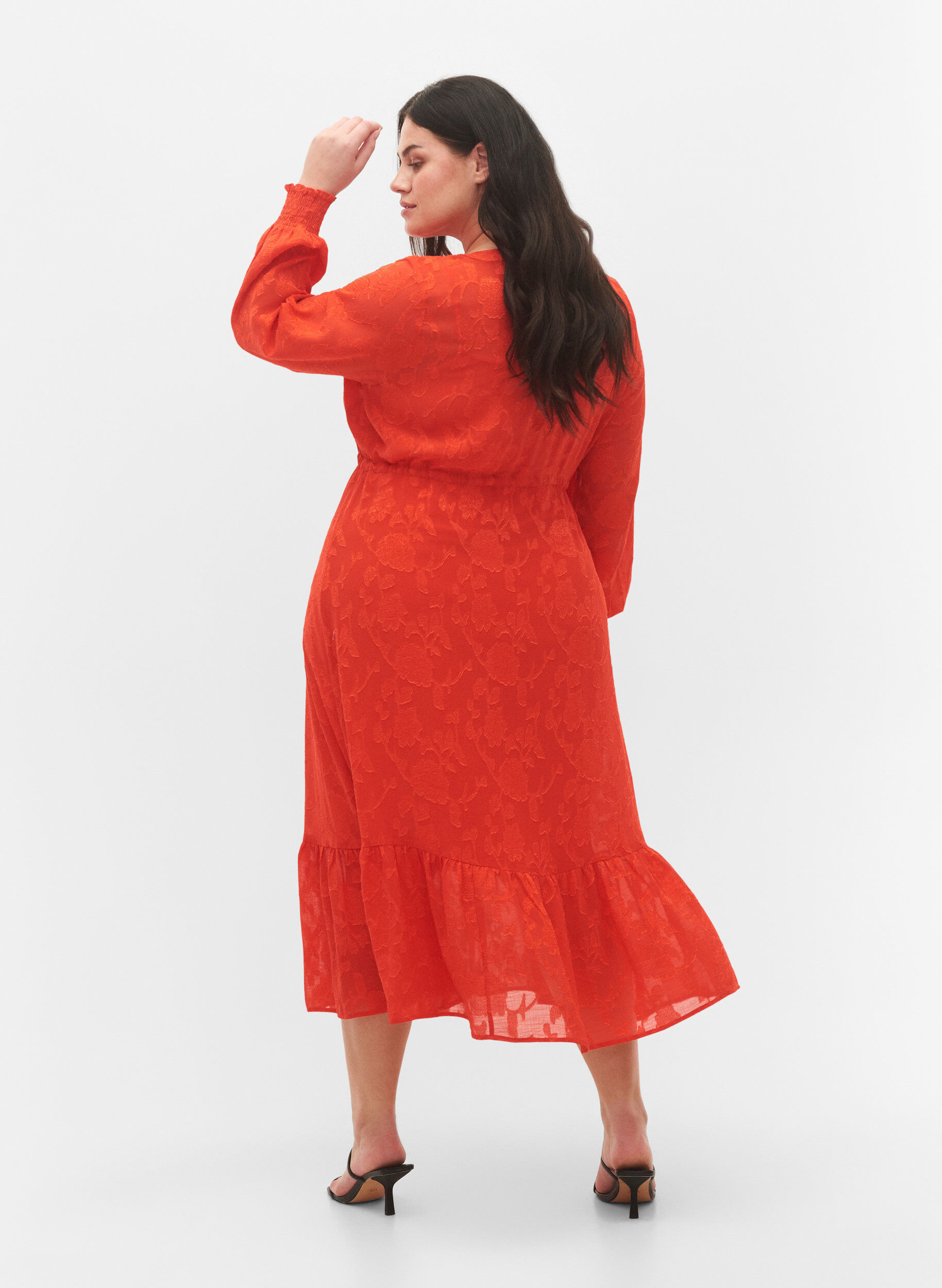 Zizzifashion Long-sleeved midi dress in jacquard look, Orange.com, Model image number 1