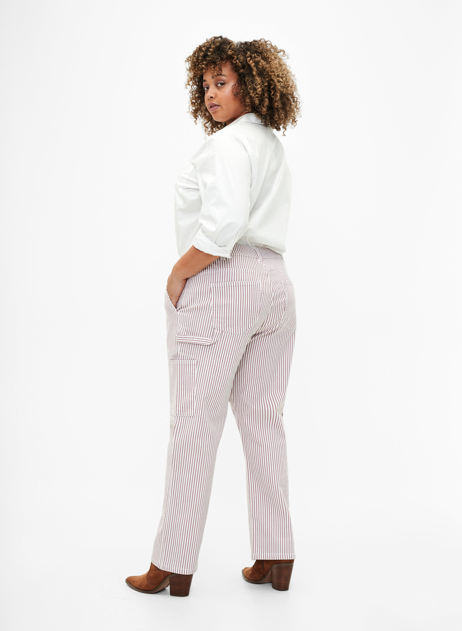 Zizzifashion Striped cargo jeans with a straight fit, Rose White Stripe, Model image number 1