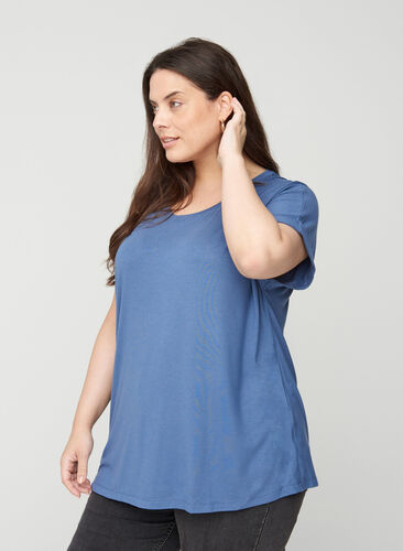 Round neck t-shirt made from a viscose mix, Vintage Indigo, Model image number 0