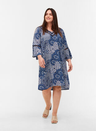 Viscose dress with 3/4 sleeves and print, Asian Blue print, Model image number 2