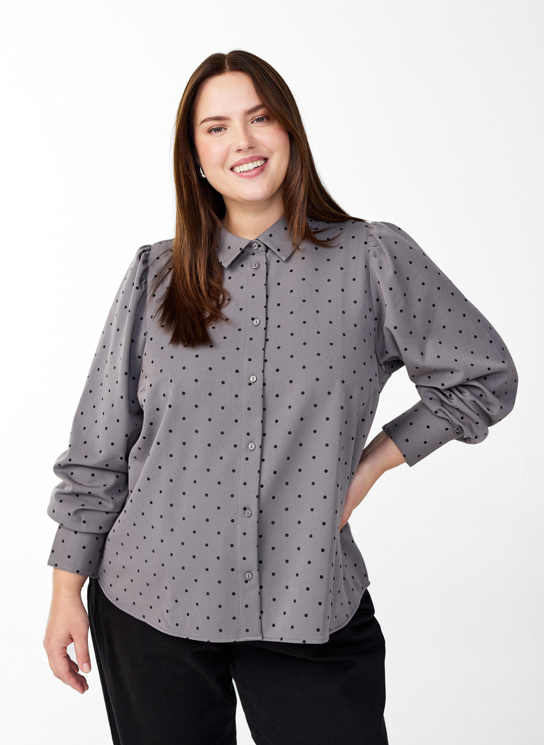 Shirt with collar and dots, Grey, Model