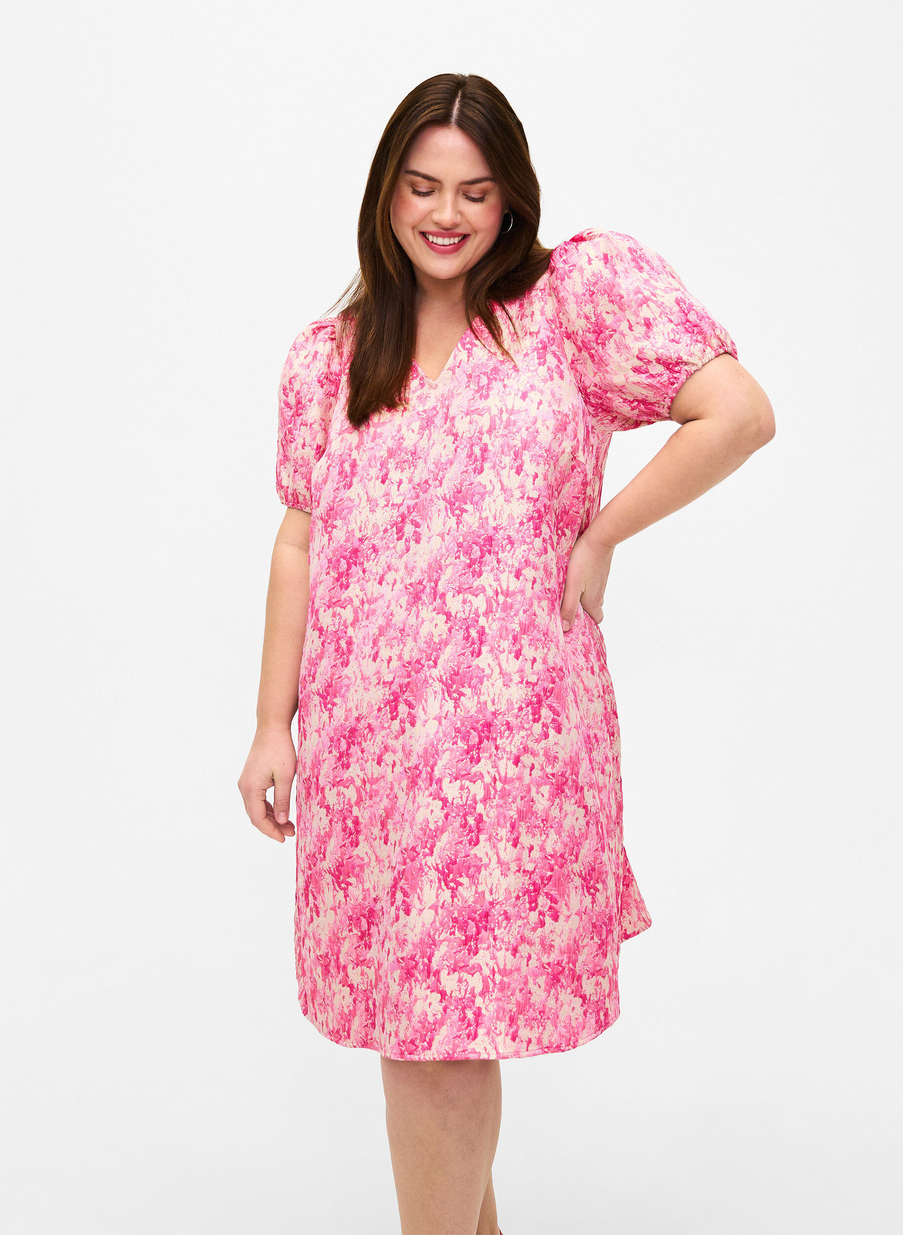 Zizzifashion Dress with short puff sleeves, Chateau Rose AOP, Model image number 0