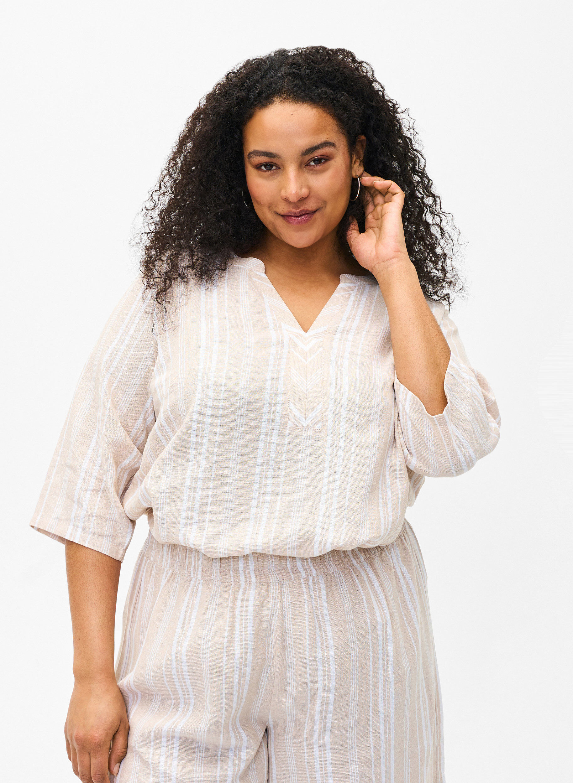 Zizzifashion Striped blouse in linen-viscose blend, Beige, Model image number 0