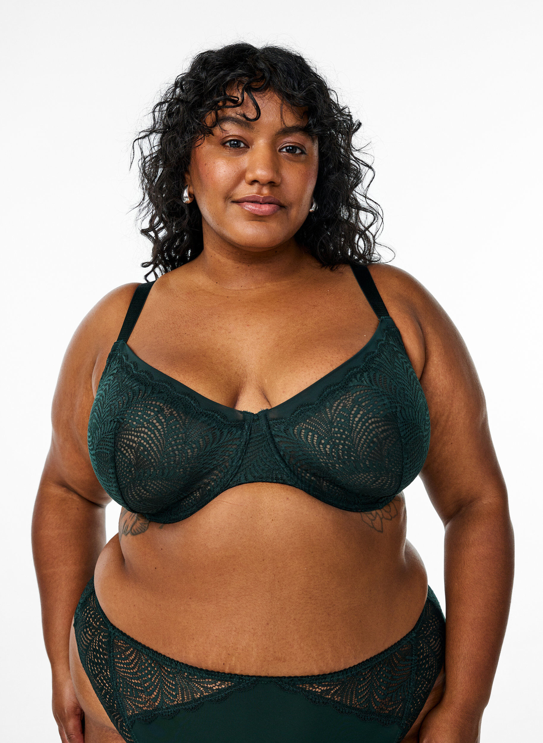 Full cover bra with underwire and lace, Green, Model