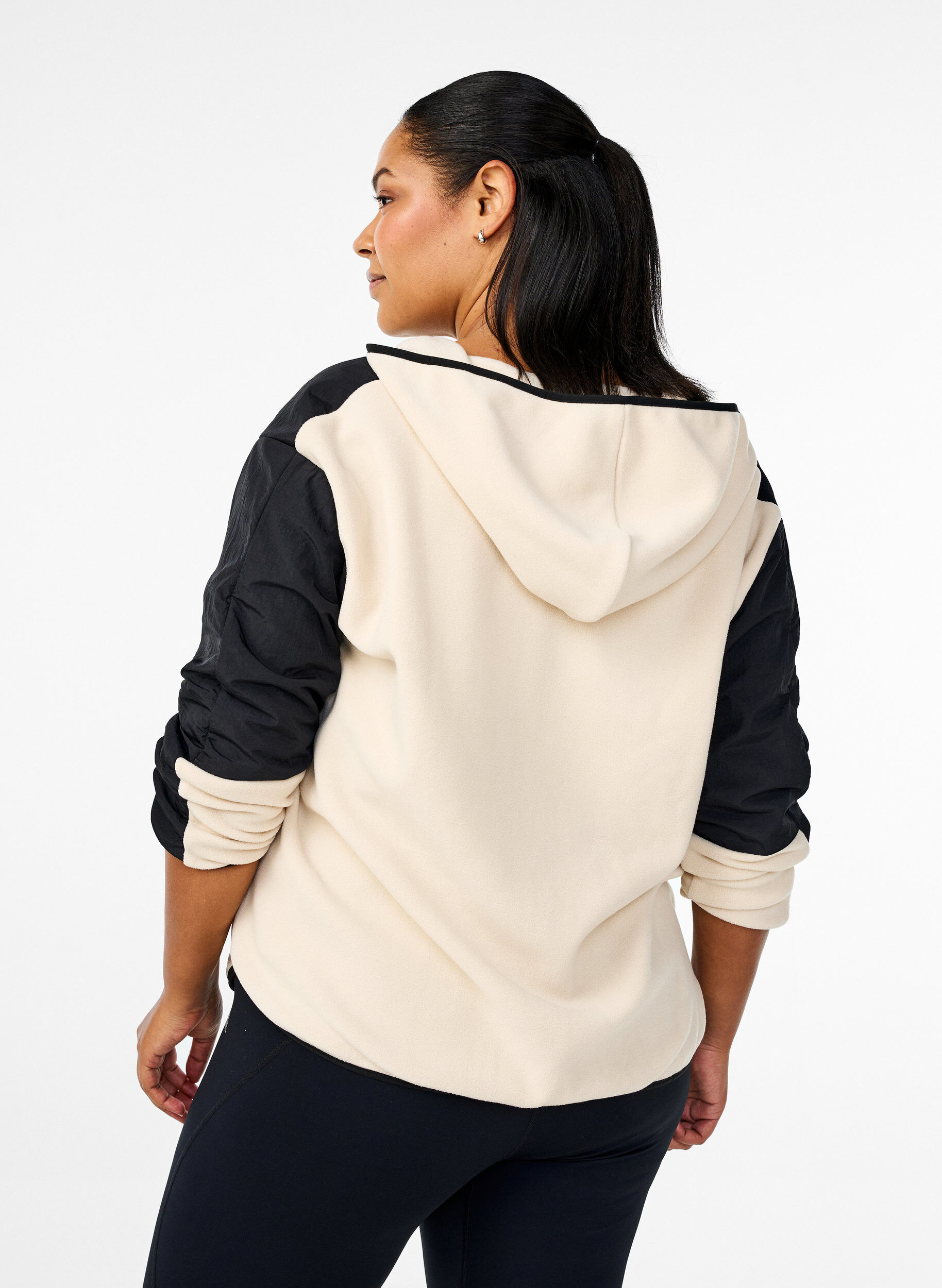 Zizzifashion Hooded fleece jacket with pockets, Beige, Model image number 2