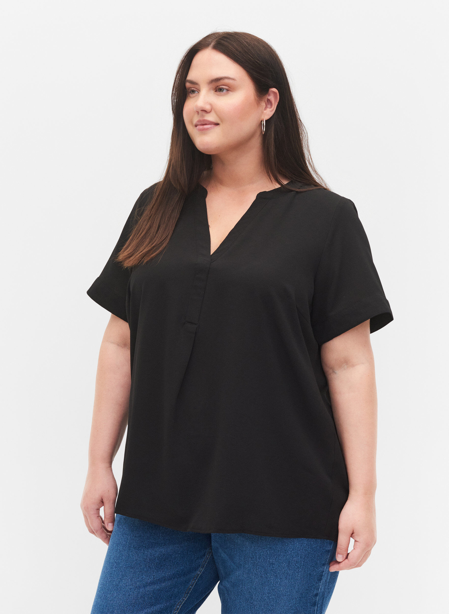 Zizzifashion Short-sleeved v-neck blouse, Black, Model image number 0