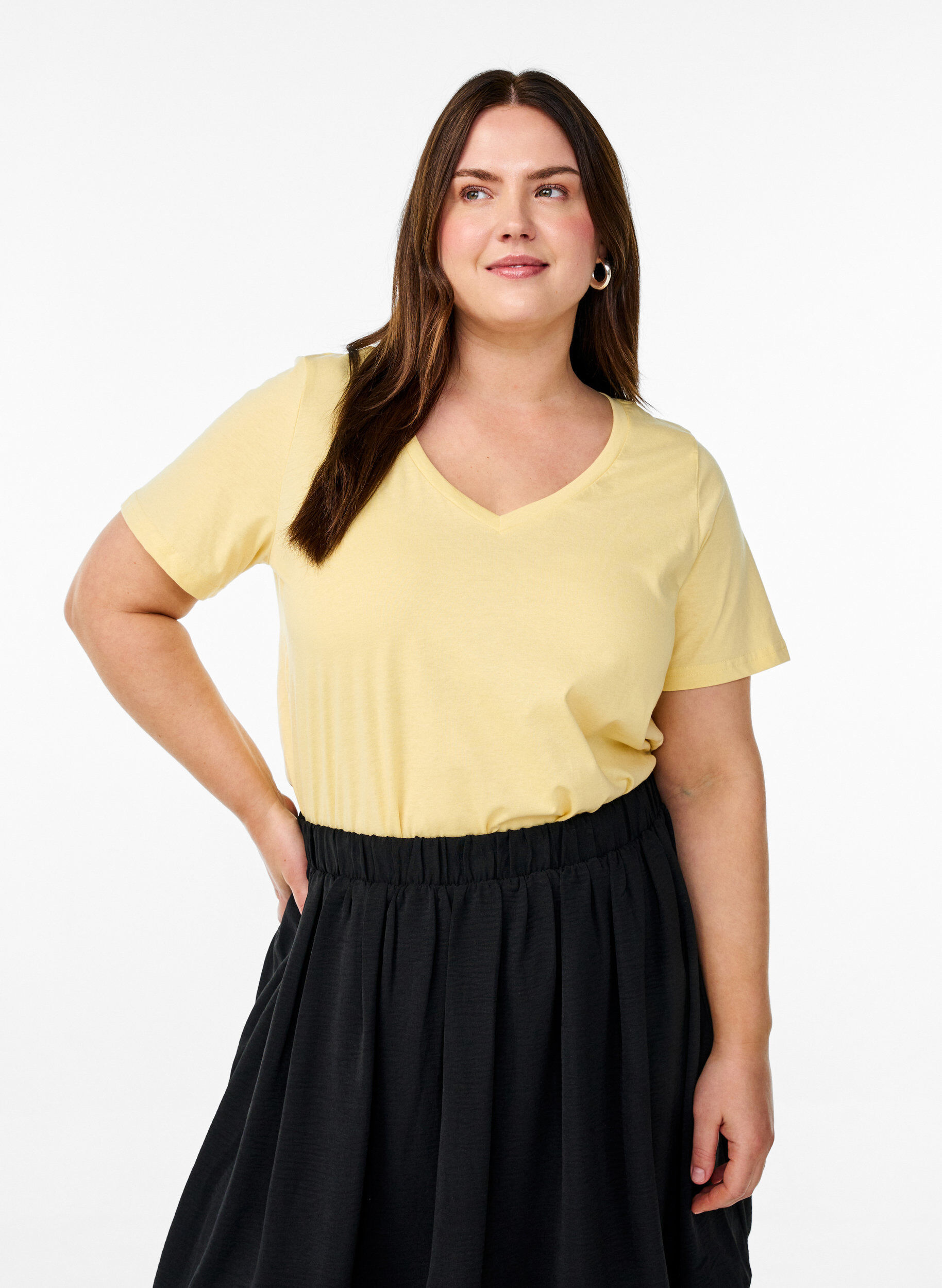 Zizzifashion Short sleeve t-shirt with v-neckline, Yellow, Model image number 0