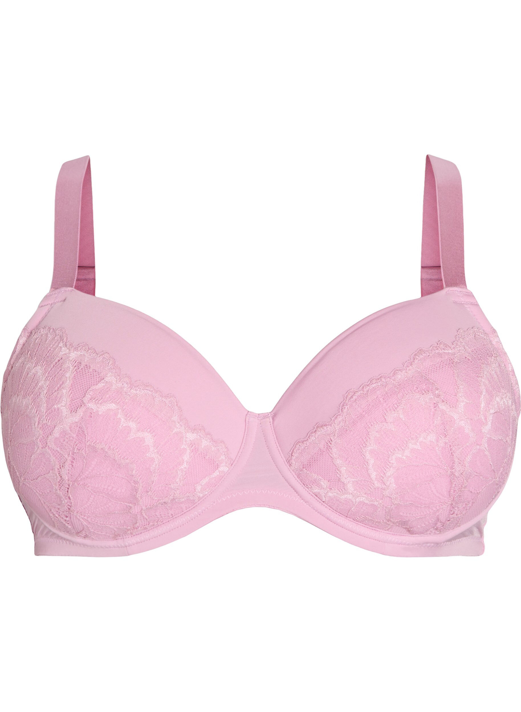 Padded bra with underwire and lace