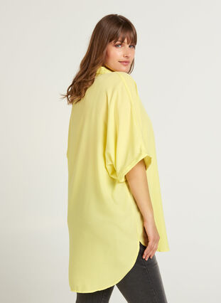 Short-sleeved oversize shirt, Sunny Lime, Model image number 1
