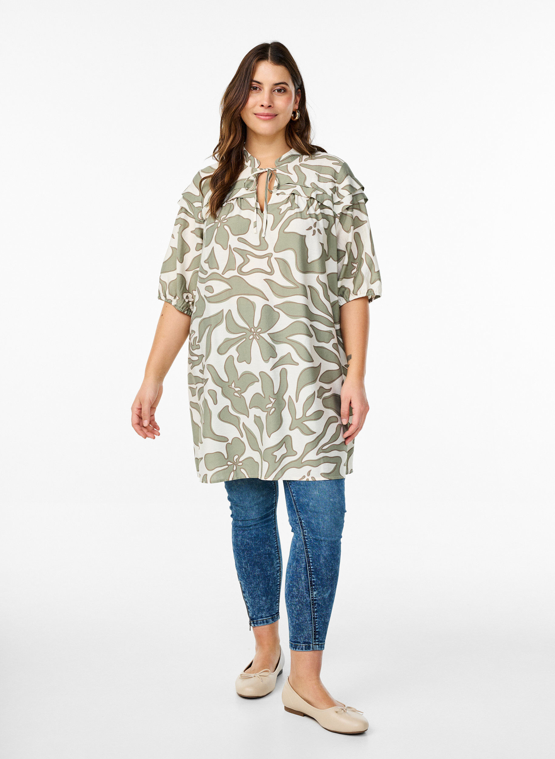 Zizzifashion Viscose tunic with print, Oil Green Grap. AOP, Model image number 2