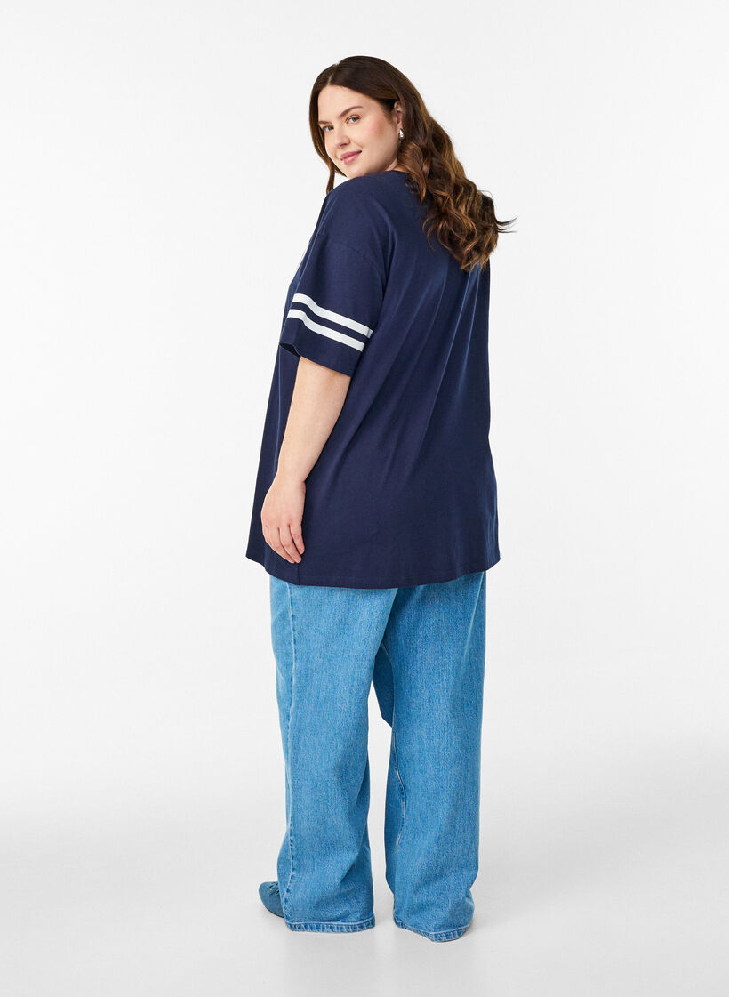 Sporty oversized college T-shirt, Blue, Model image number 2