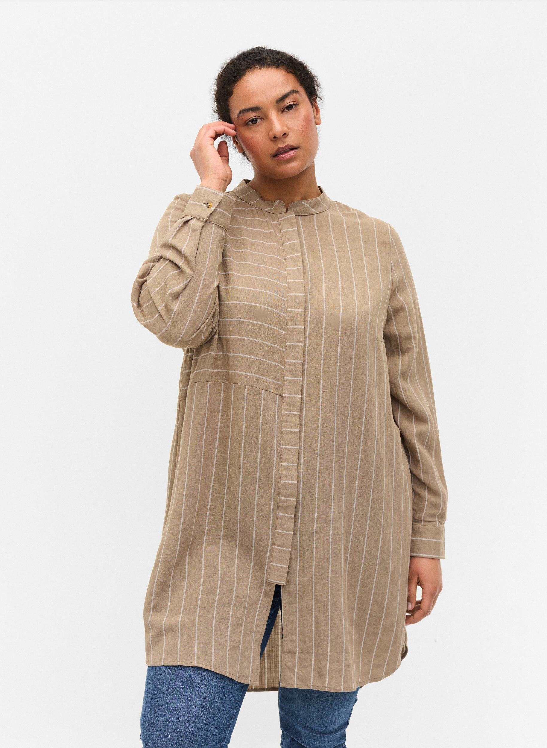Zizzifashion Long striped shirt in a viscose mix, Timber Wolf/White, Model image number 0