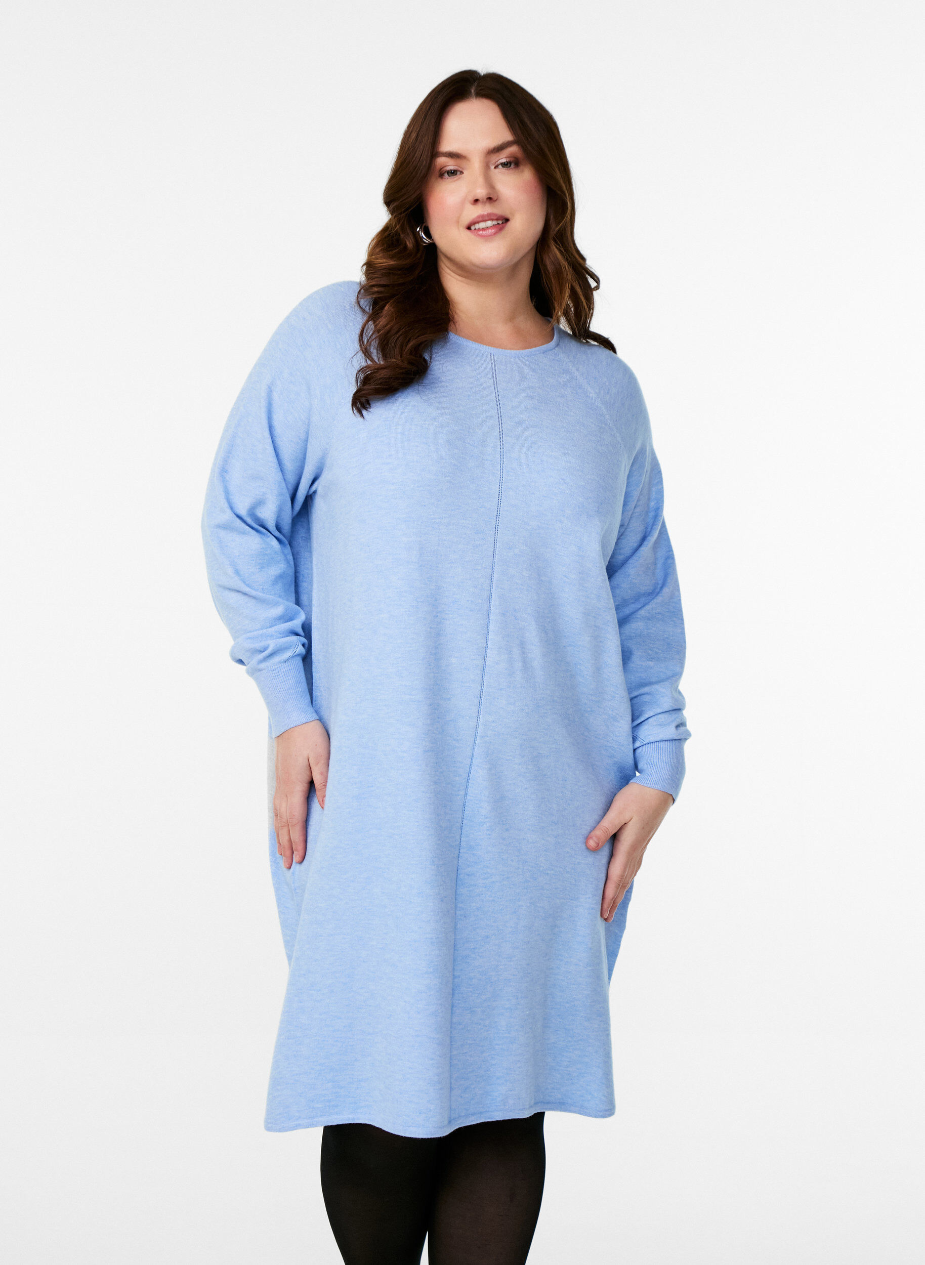 Zizzifashion Knitted dress with a round neck and knitted pattern, Della R. Blue Mel., Model image number 0